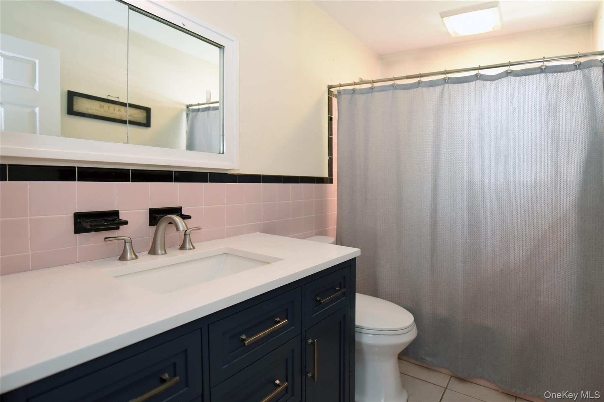 67 Iris Avenue Property Photo 8