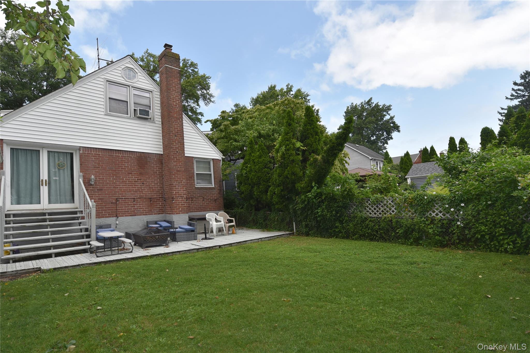 67 Iris Avenue Property Photo 15