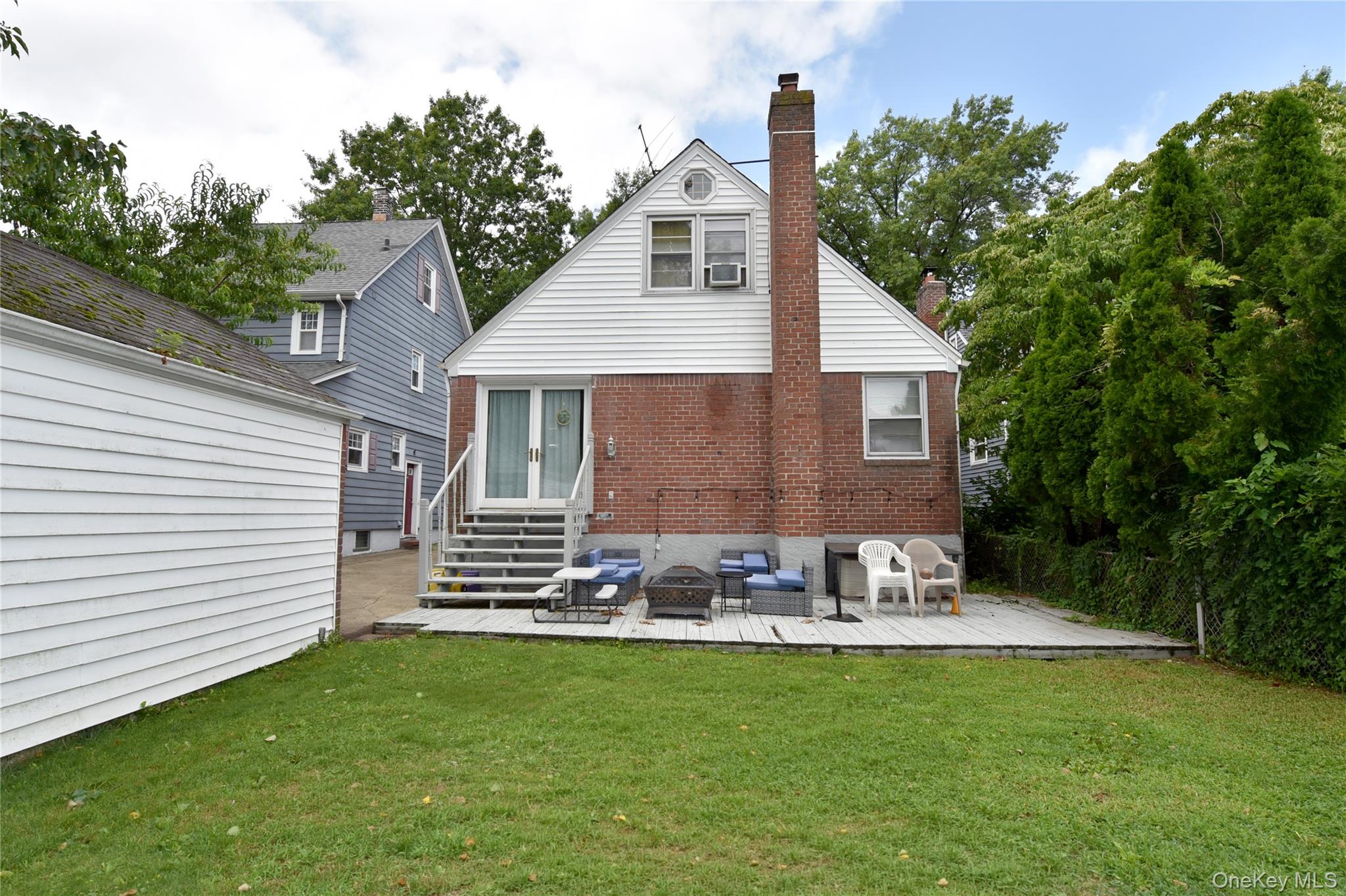67 Iris Avenue Property Photo 16