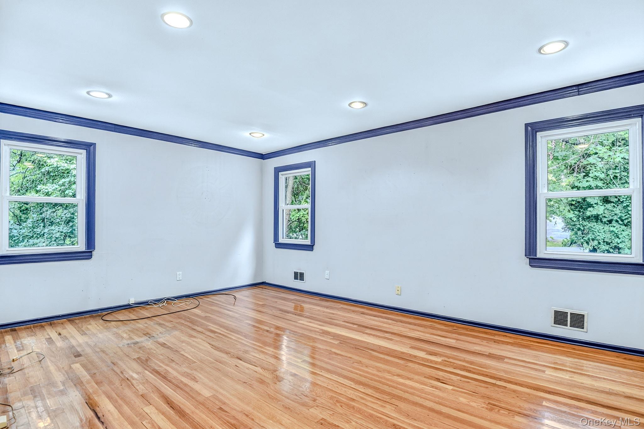1 Gates Place Property Photo 16
