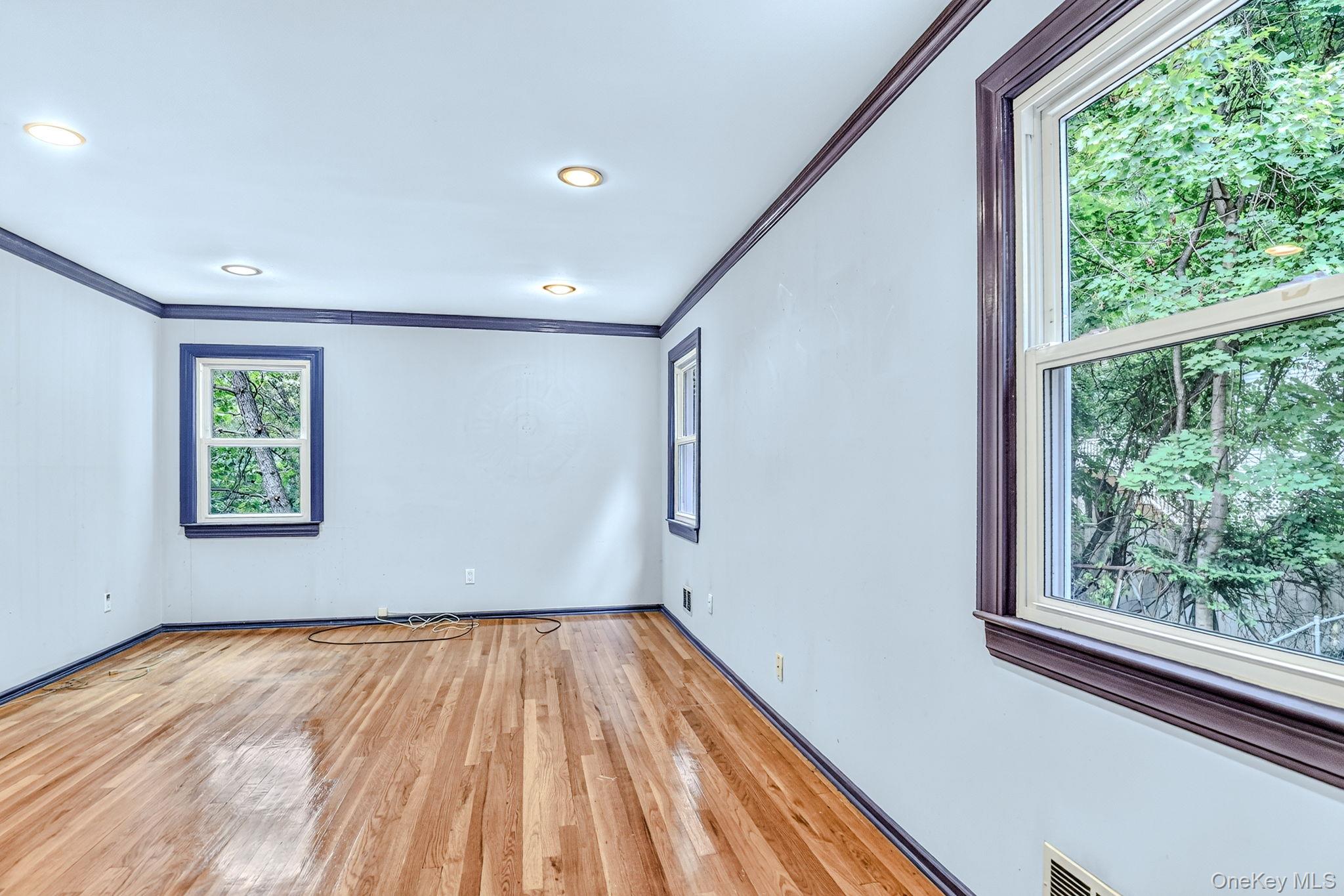 1 Gates Place Property Photo 17