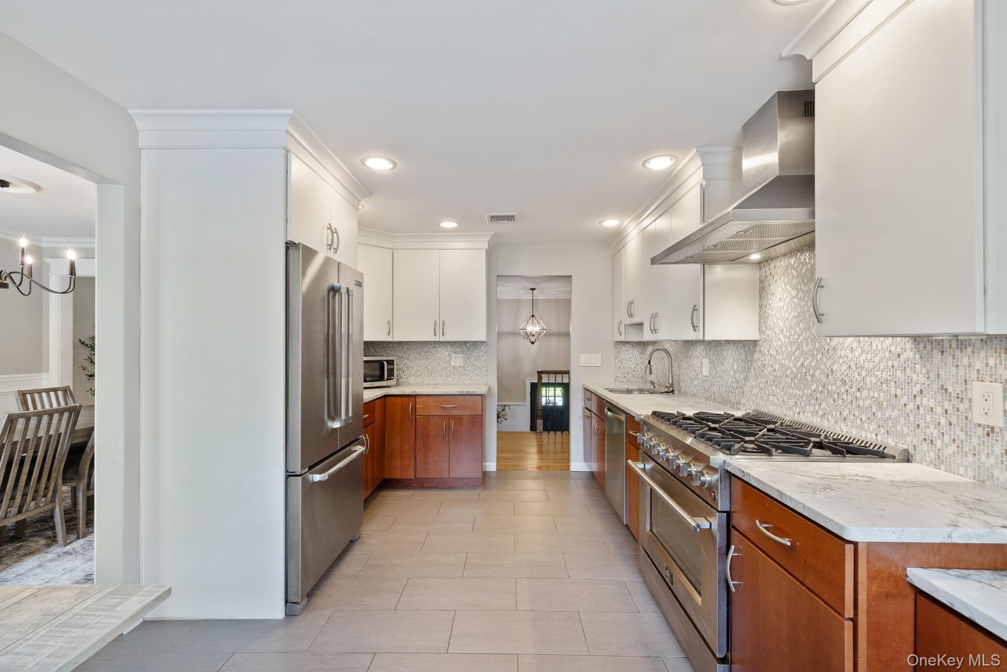 9 Behrendt Drive Property Photo 3