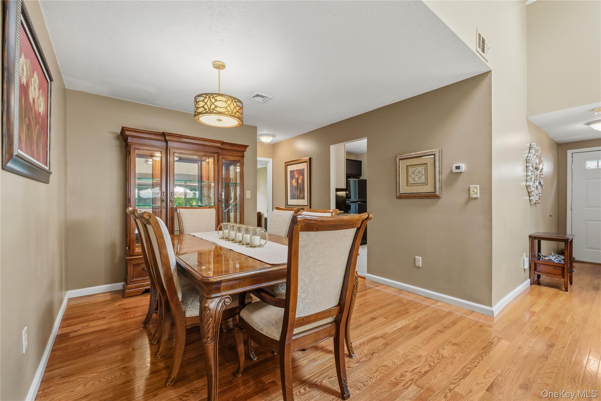 4001 Hickory Court Property Photo 8