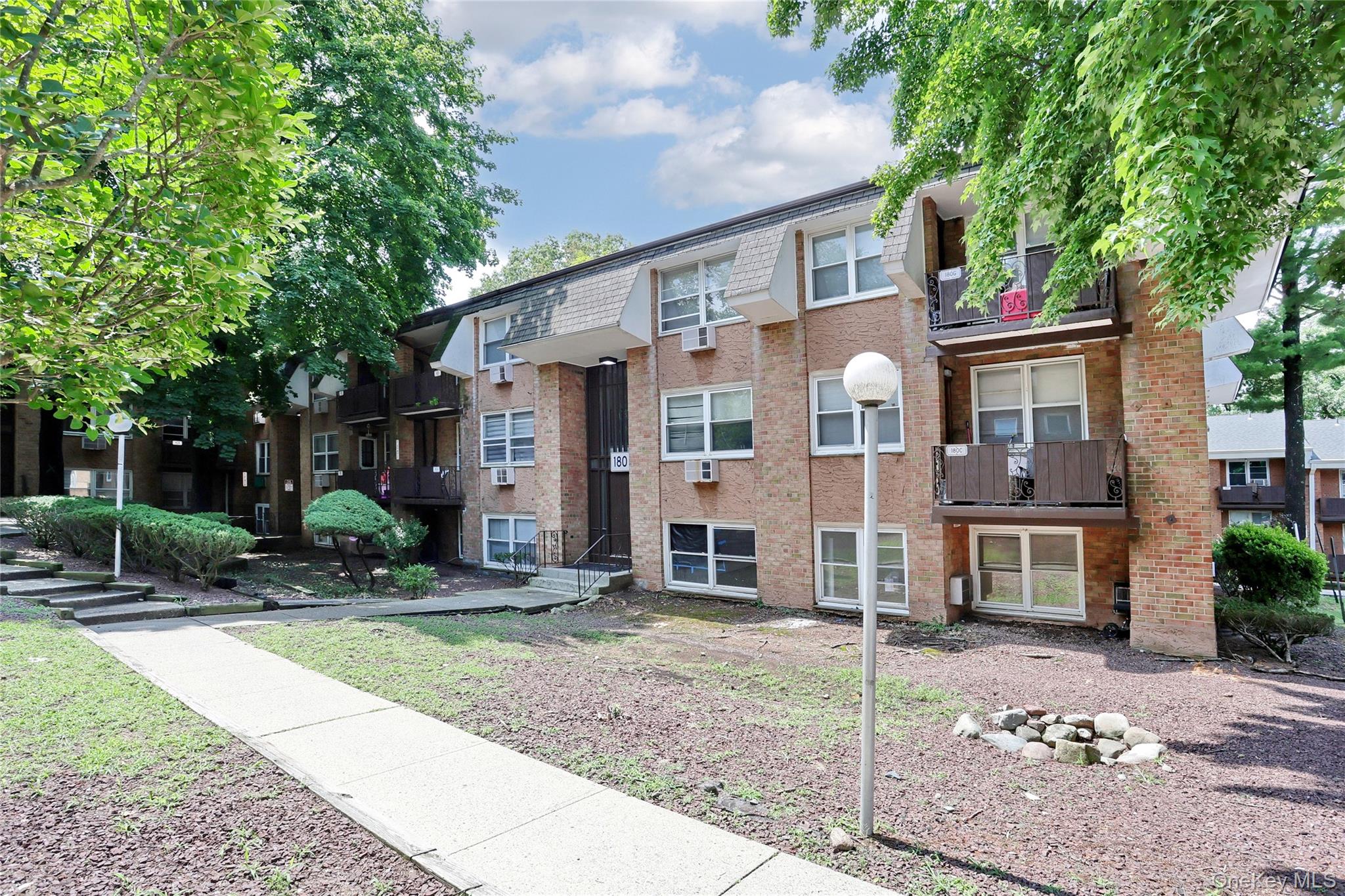 180 Kearsing Parkway B Property Photo 1