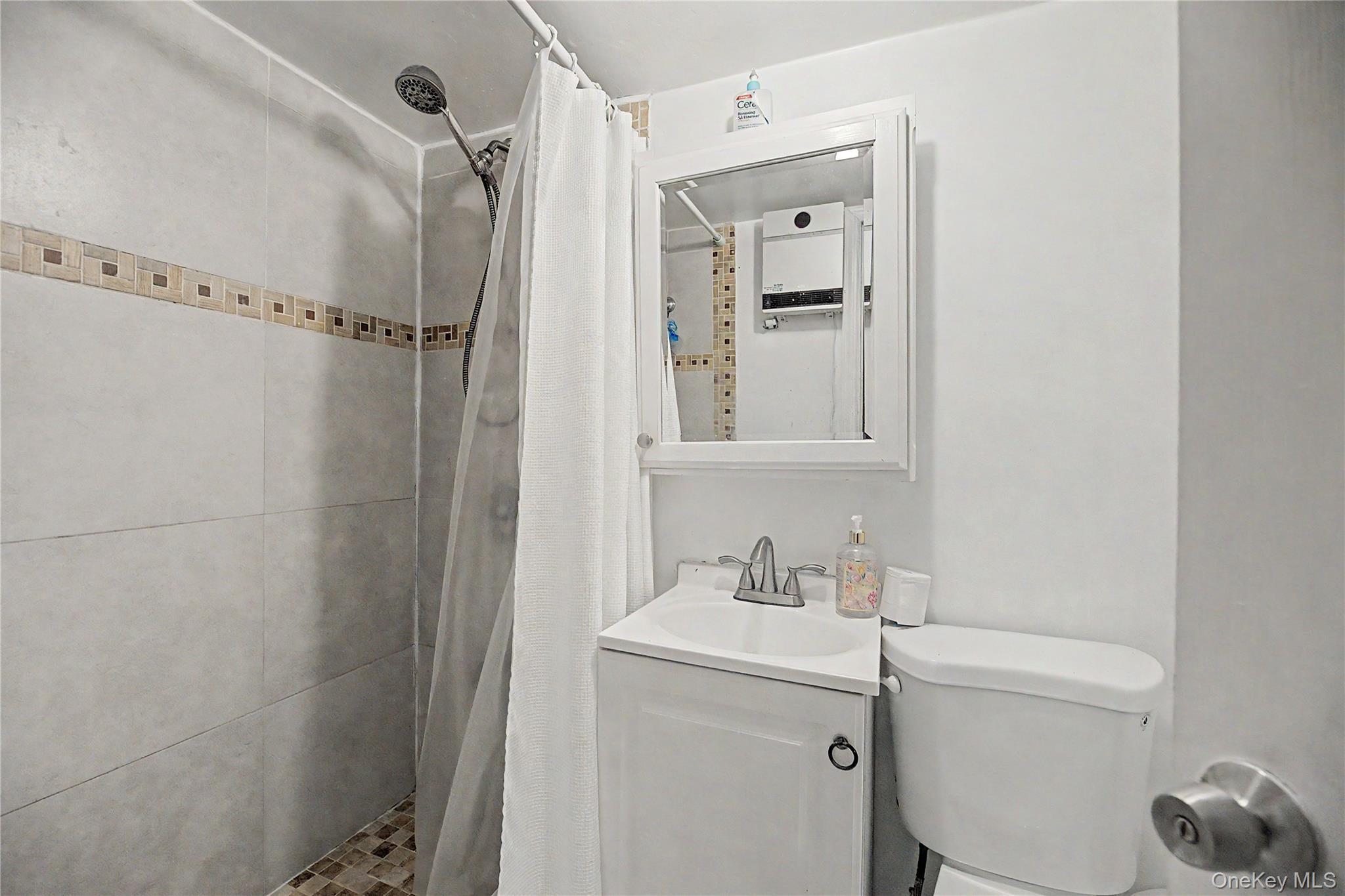 12 Saratoga Road Property Photo 22