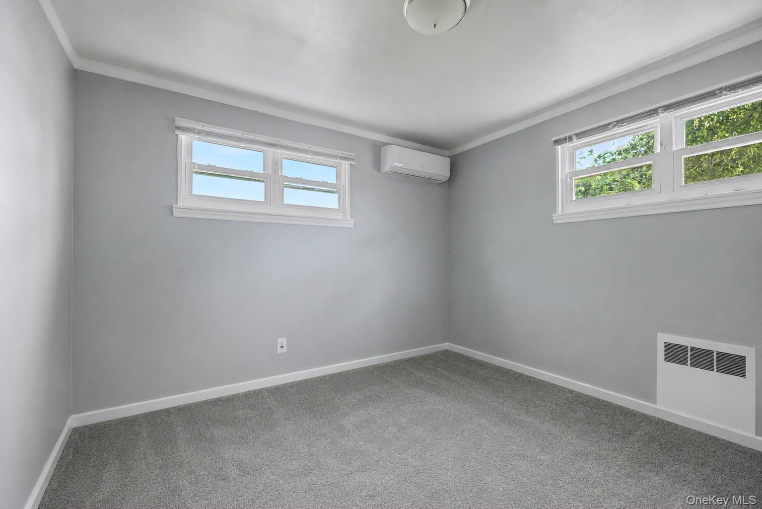 12 Saratoga Road Property Photo 26