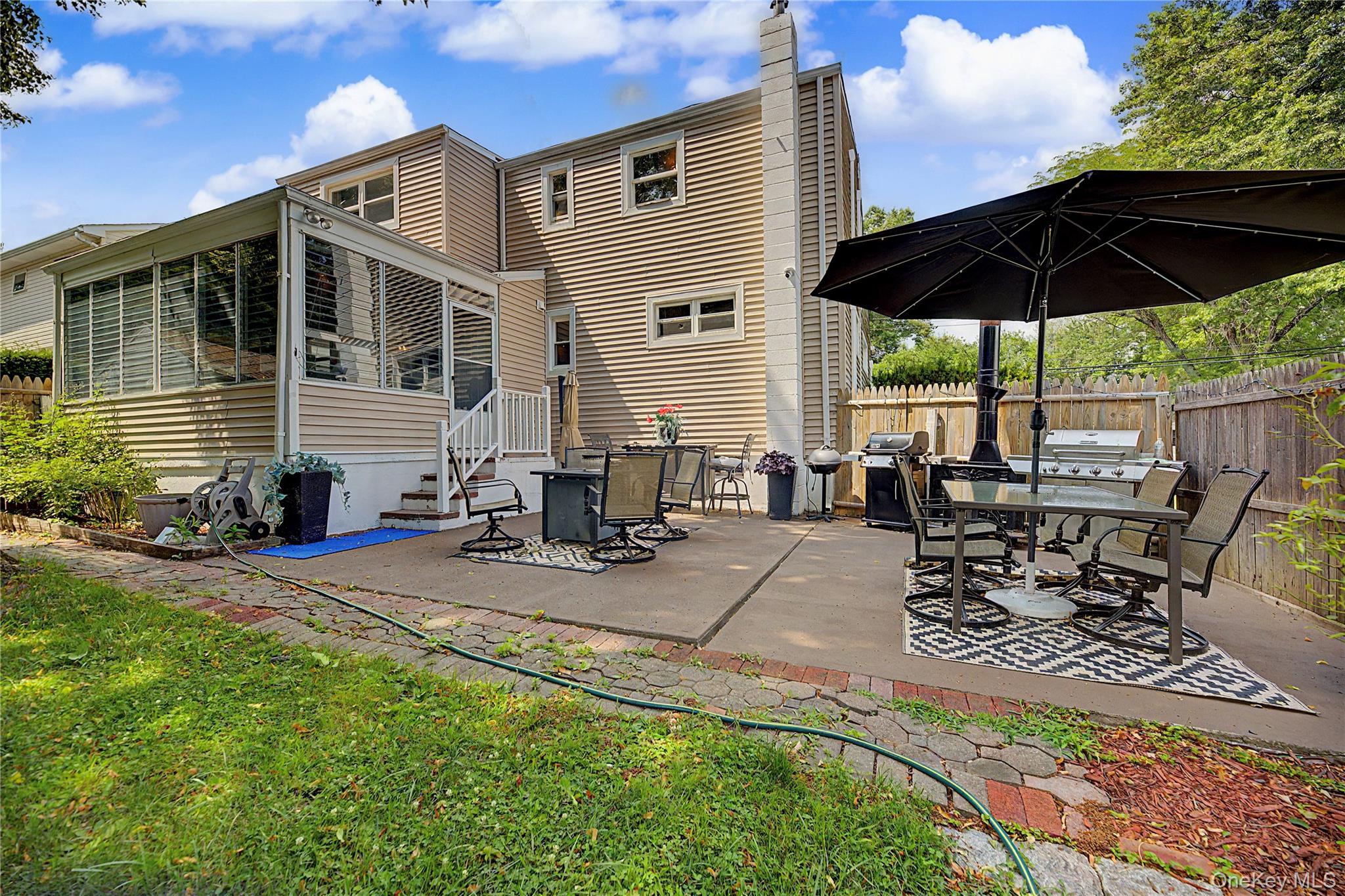 12 Saratoga Road Property Photo 28