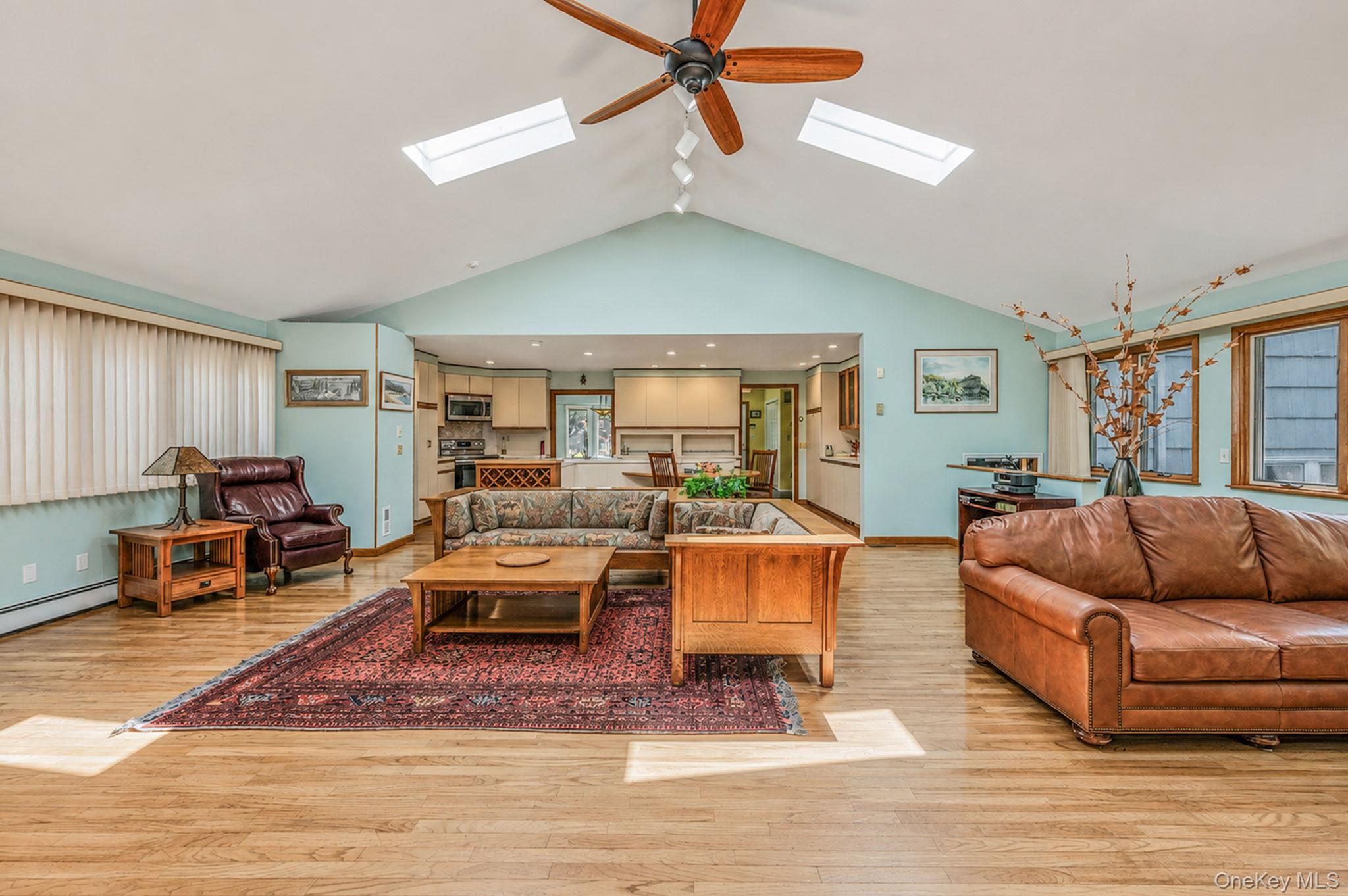 3 Oak Court Property Photo 5