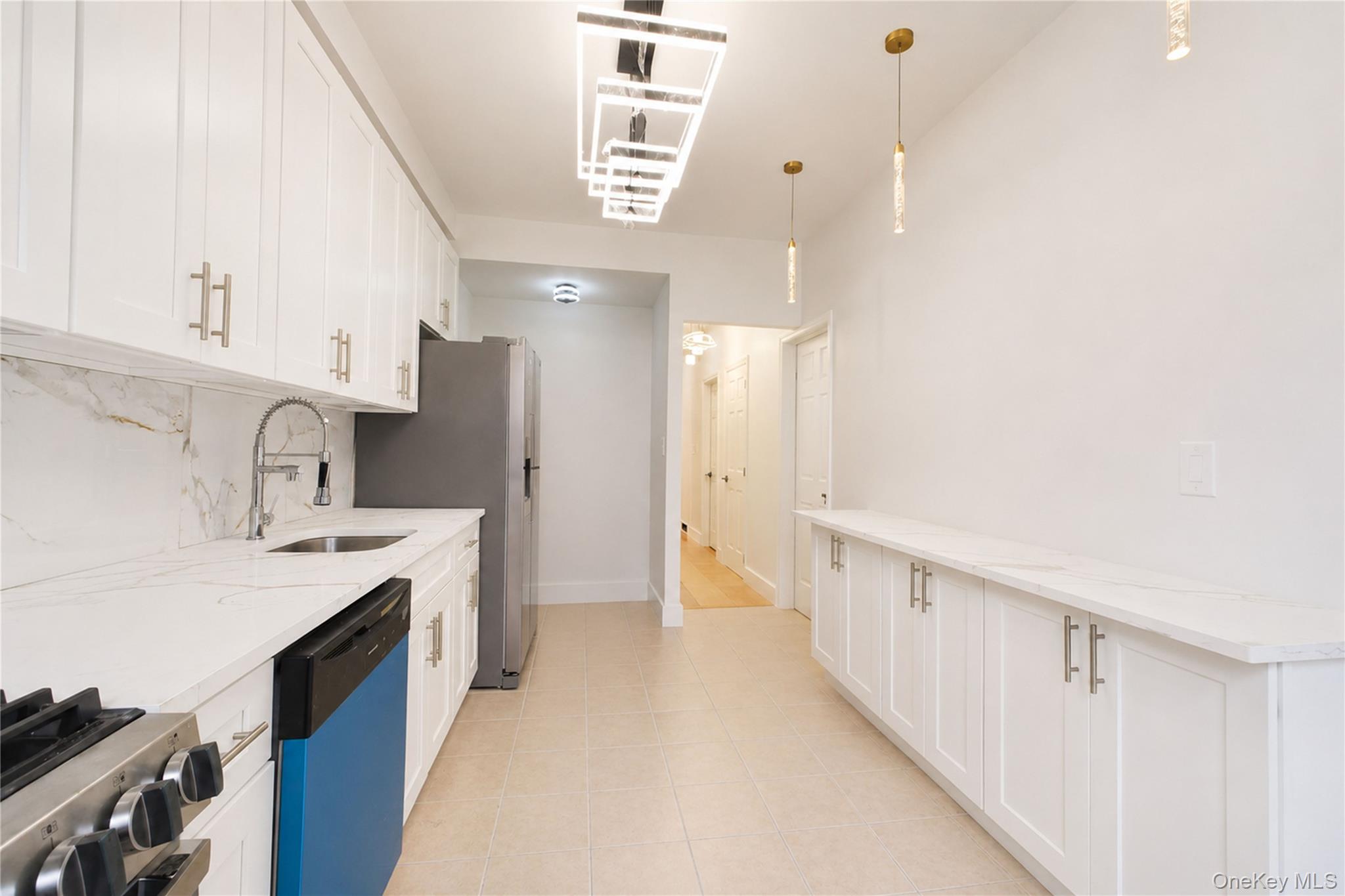 1410 E 52nd Street Property Photo 5