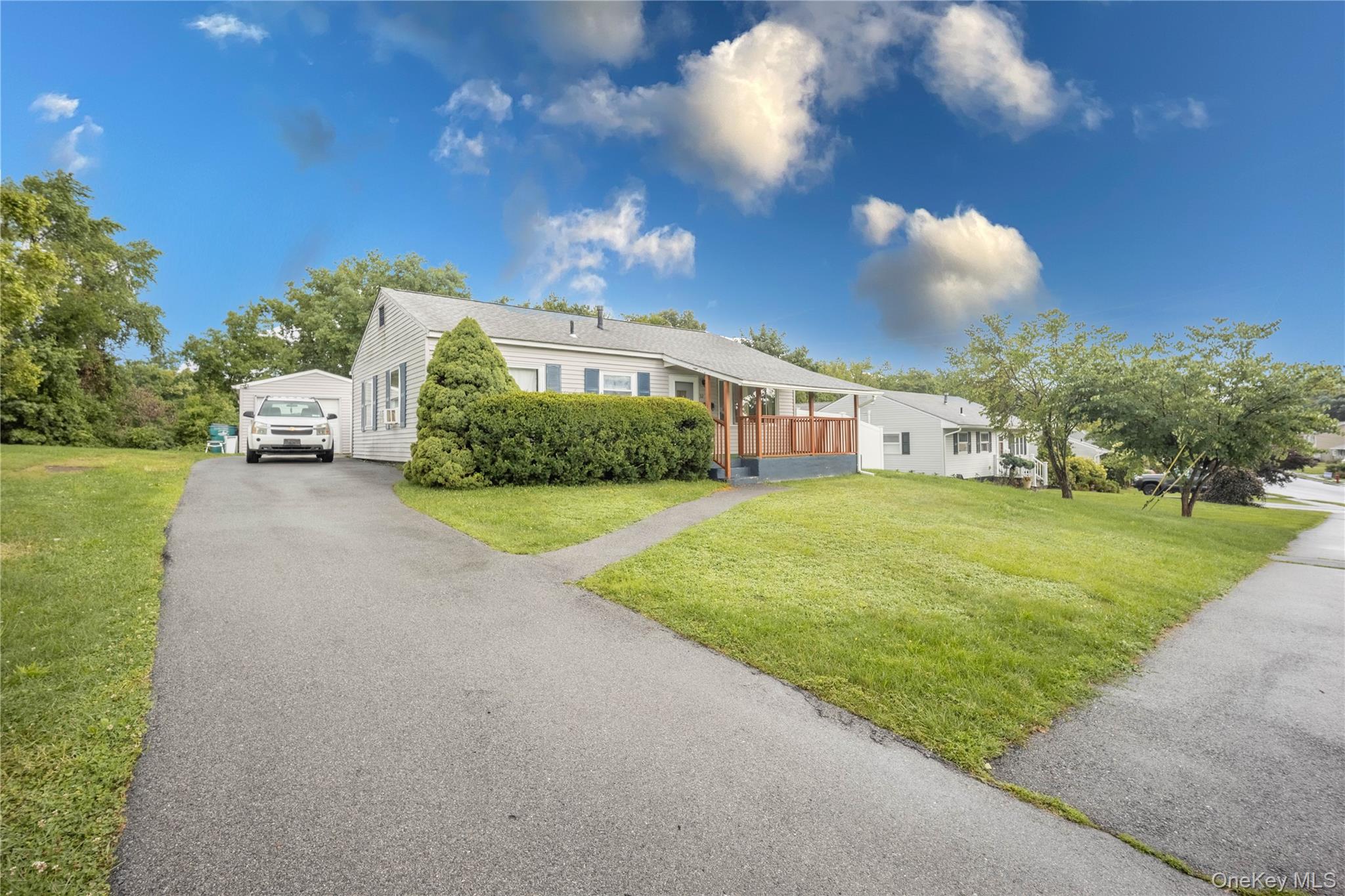 32 Peter Cooper Drive Property Photo 4