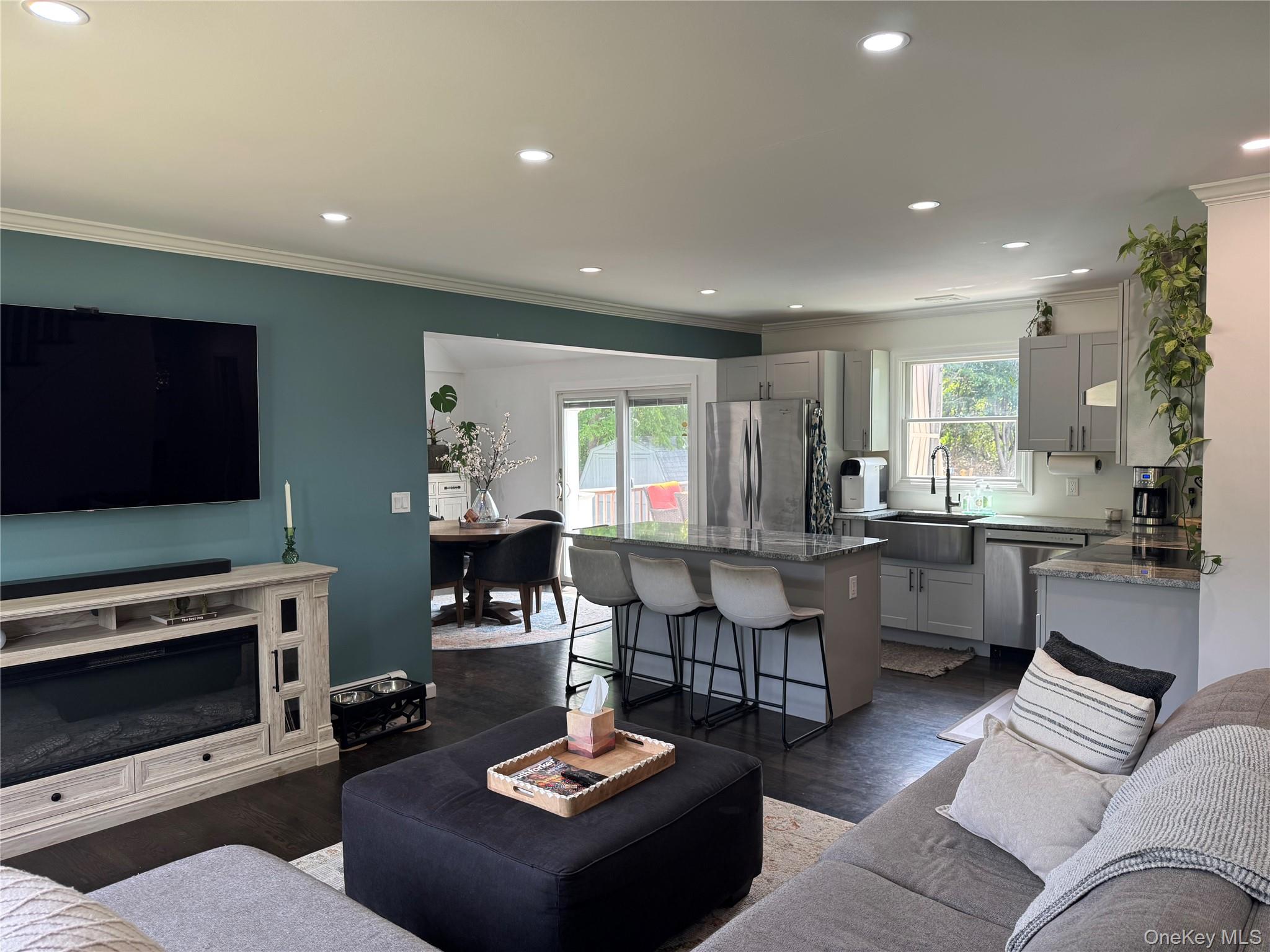 24 Miller Avenue Property Photo 3