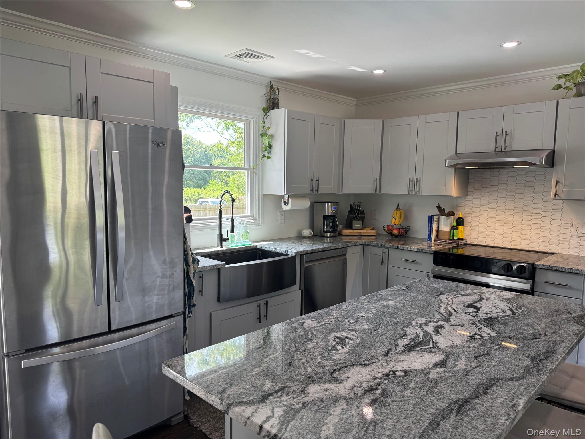 24 Miller Avenue Property Photo 6