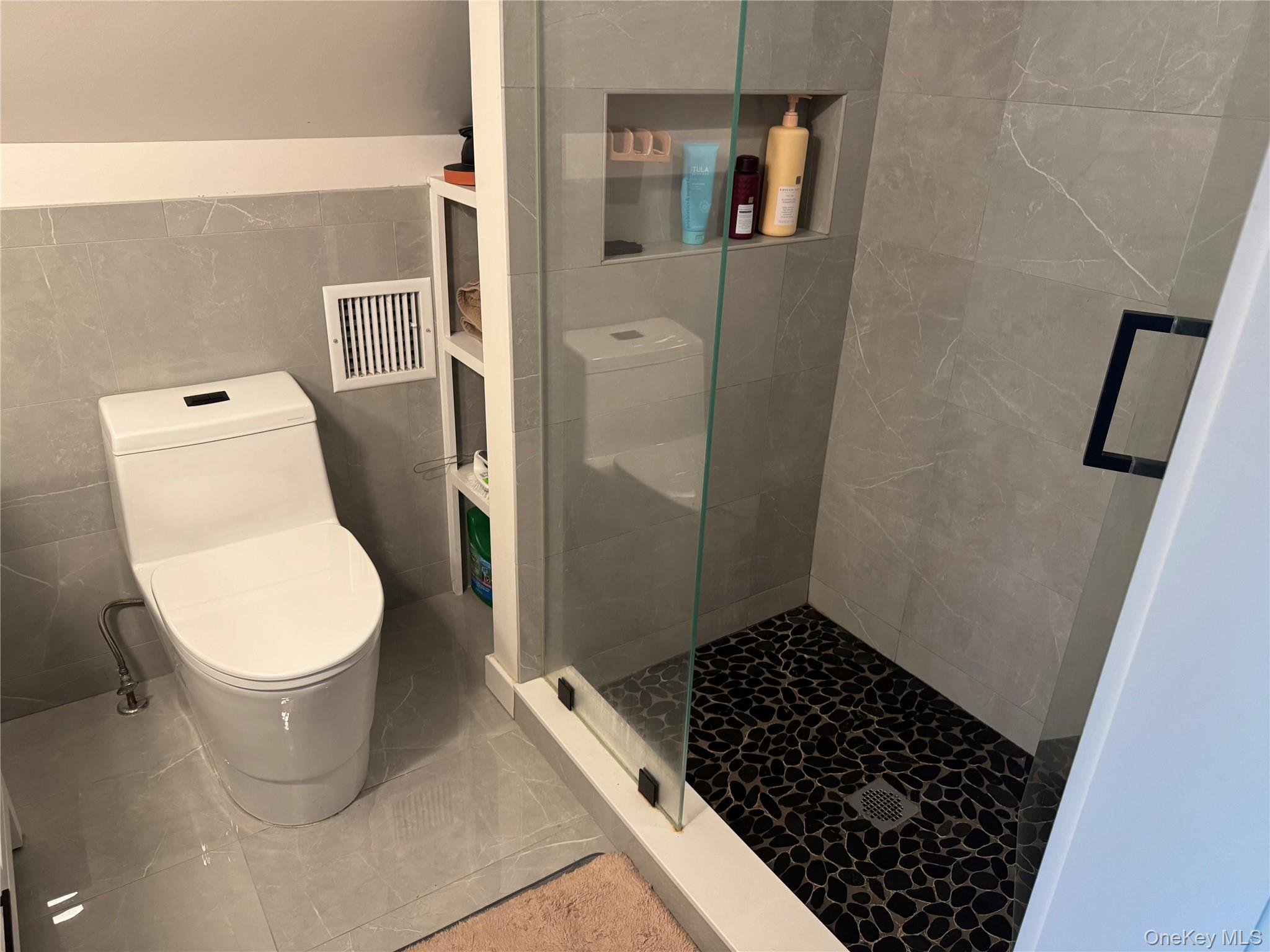 24 Miller Avenue Property Photo 15