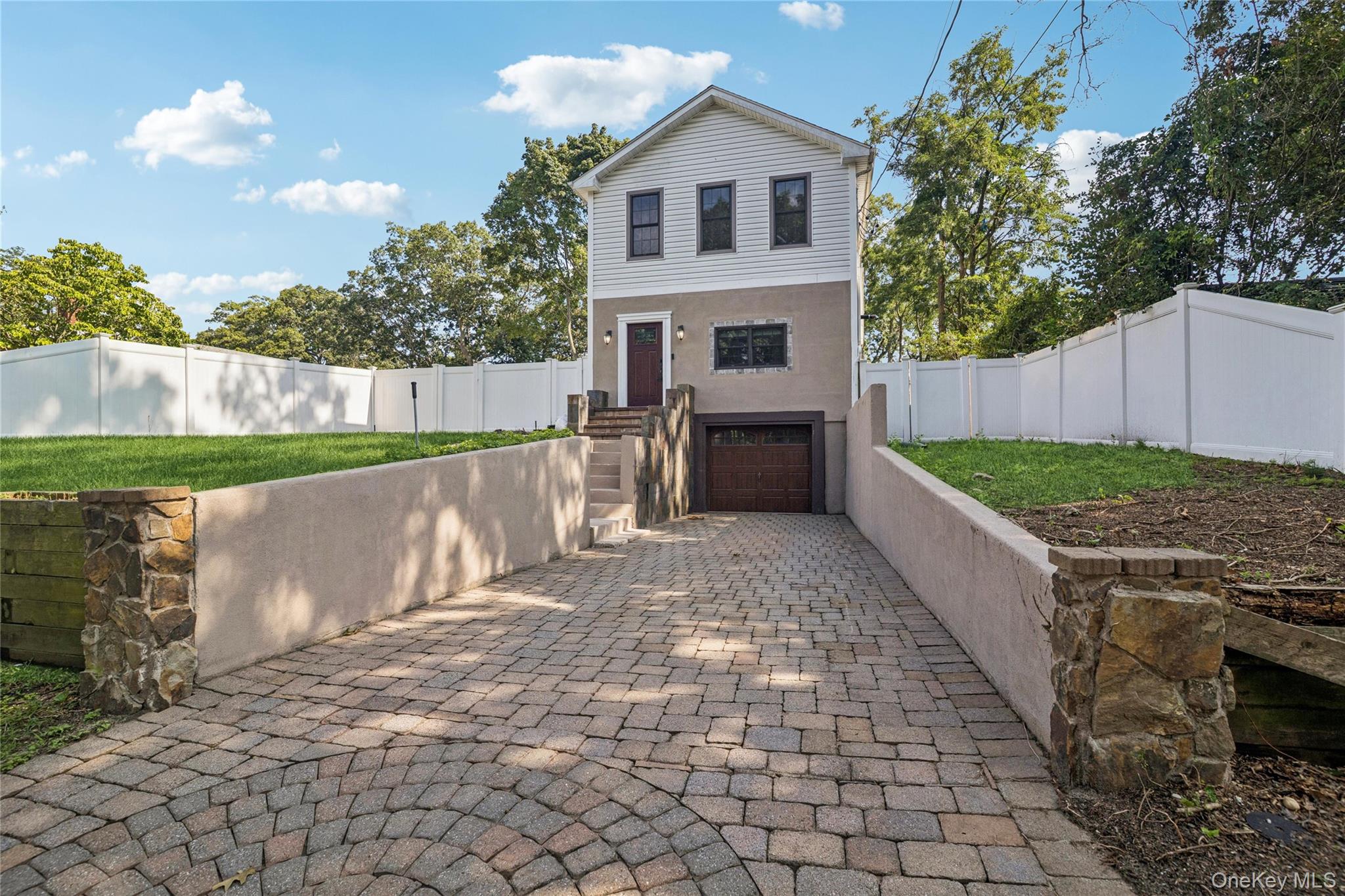 44 Ridgedale Avenue Property Photo 2