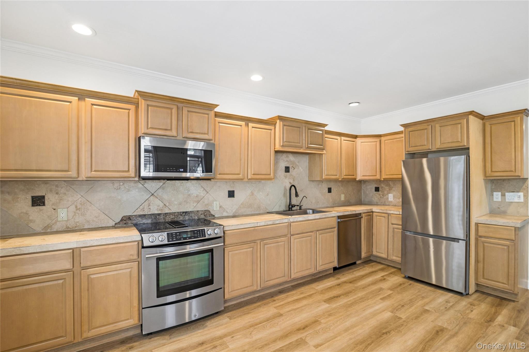 44 Ridgedale Avenue Property Photo 12
