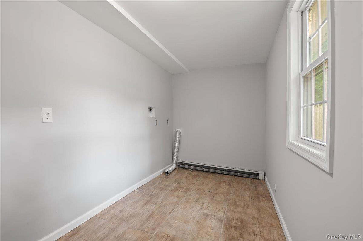 1241 Connetquot Avenue Property Photo 3