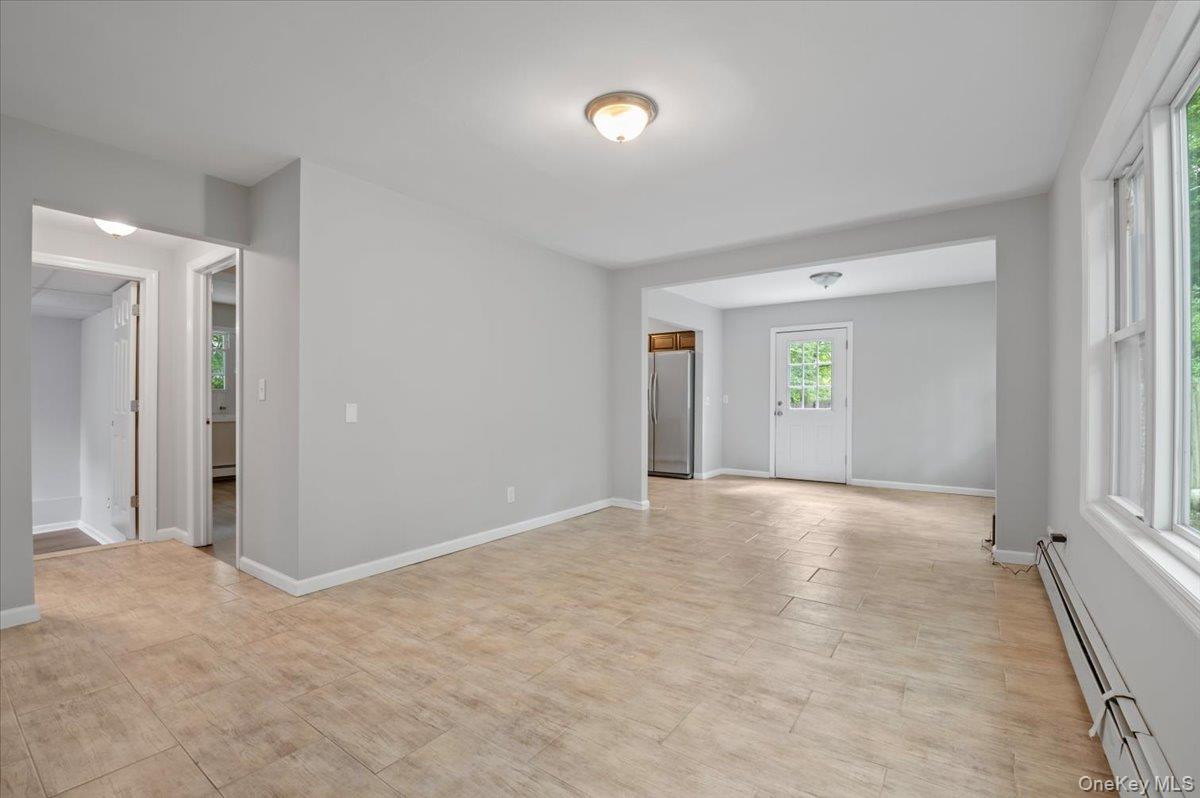 1241 Connetquot Avenue Property Photo 7