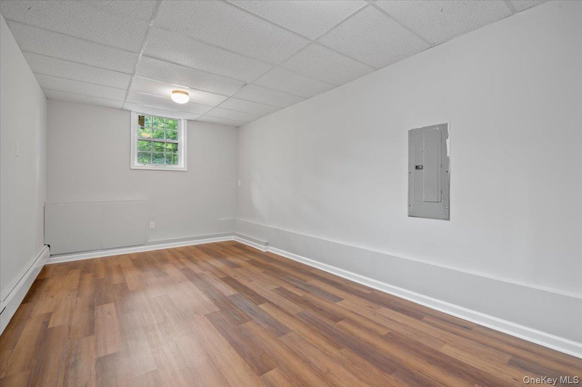 1241 Connetquot Avenue Property Photo 9