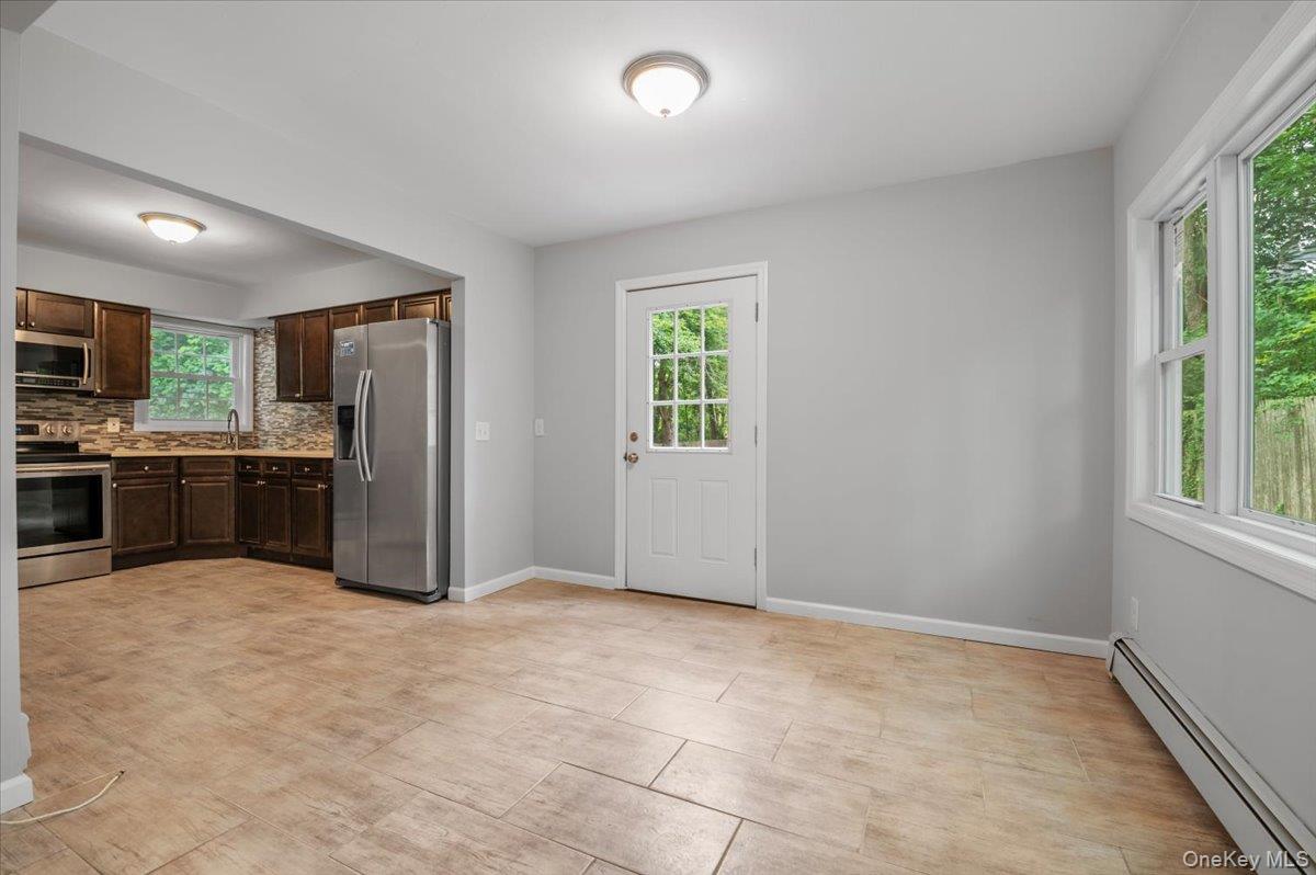 1241 Connetquot Avenue Property Photo 12