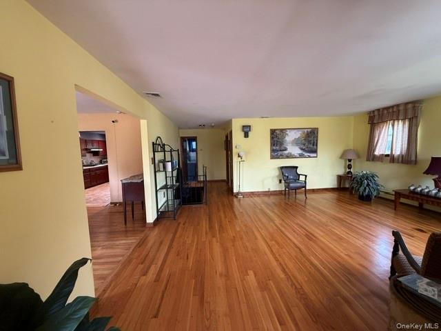 59 Farmers Avenue Property Photo 6