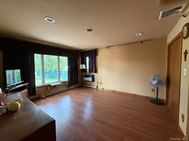 59 Farmers Avenue Property Photo 14