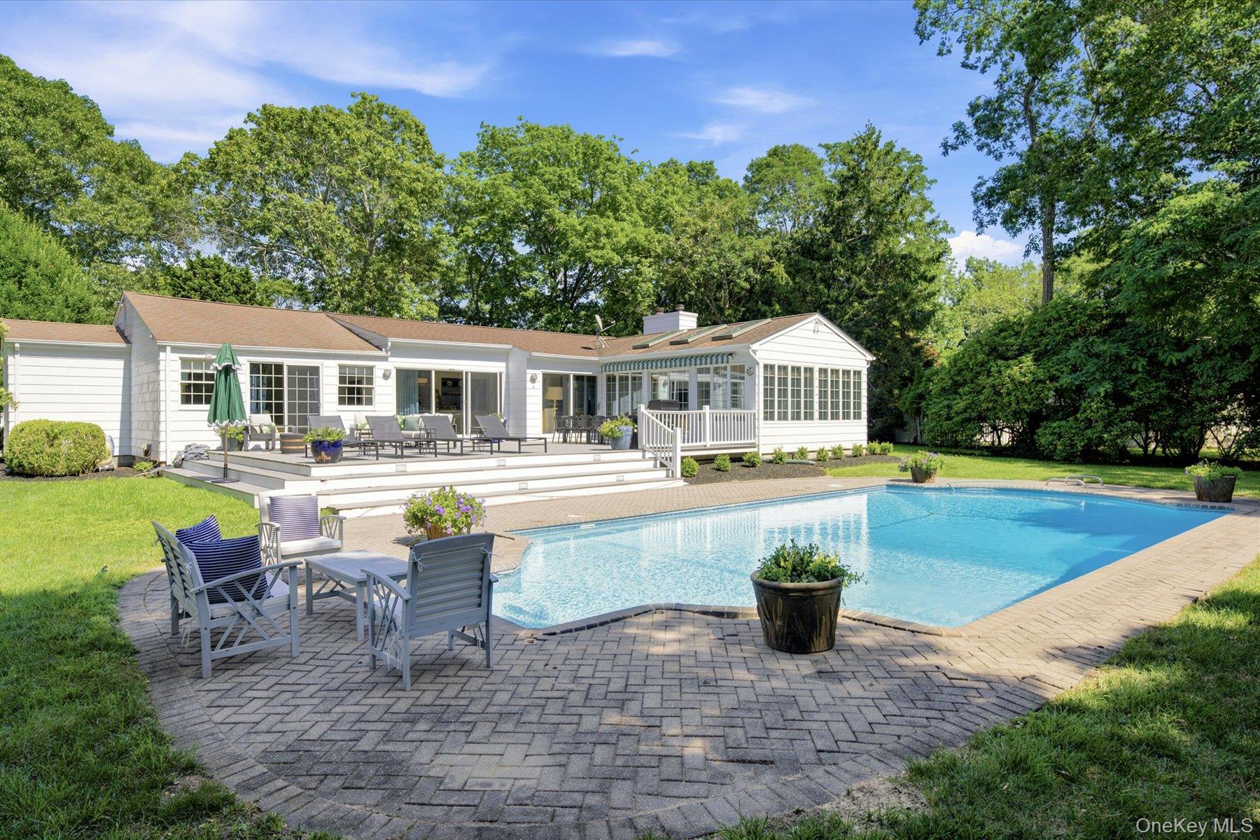 129 Oneck Lane Property Photo 1