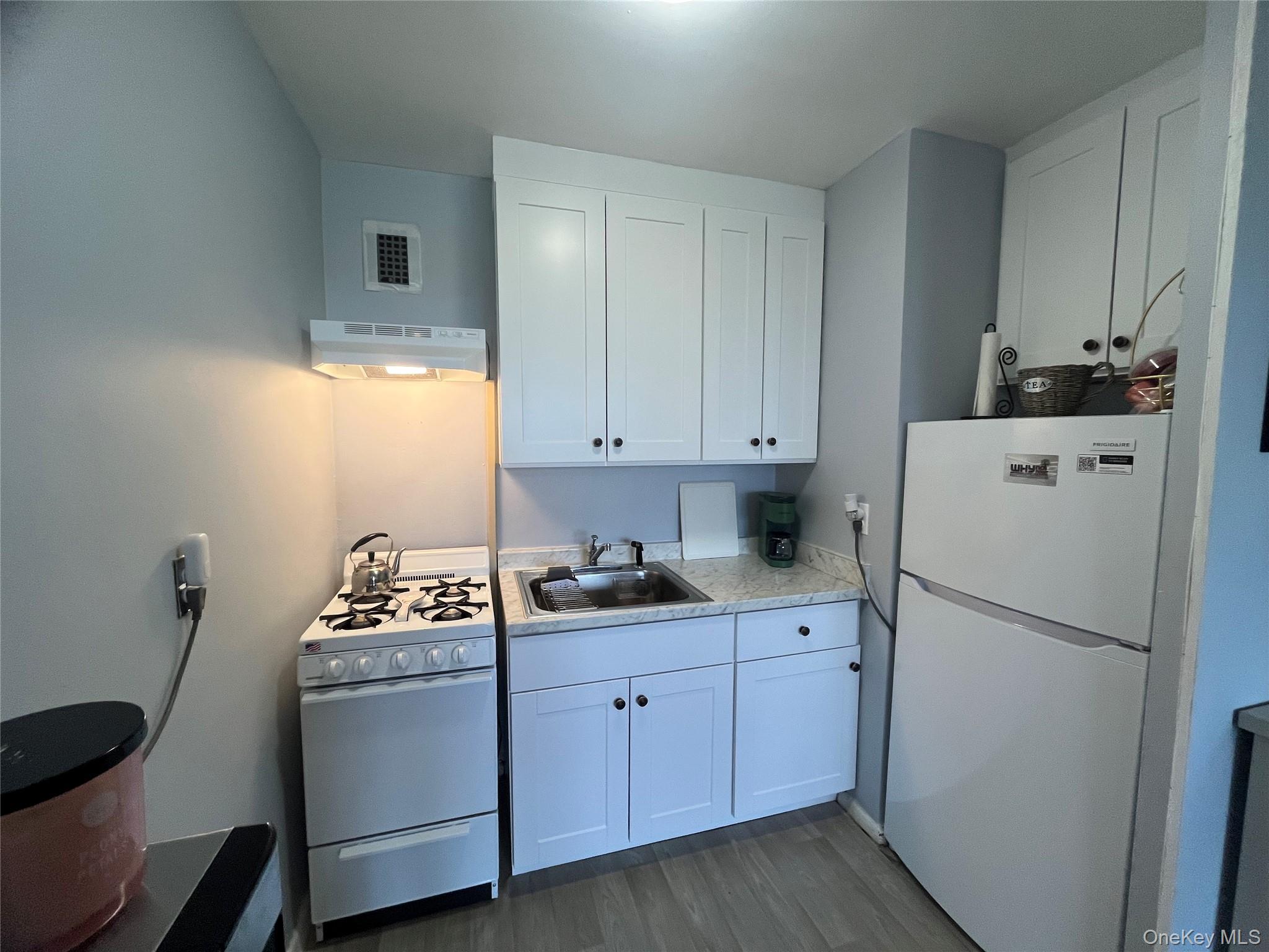 52 Yonkers Terrace 7k Property Photo 3