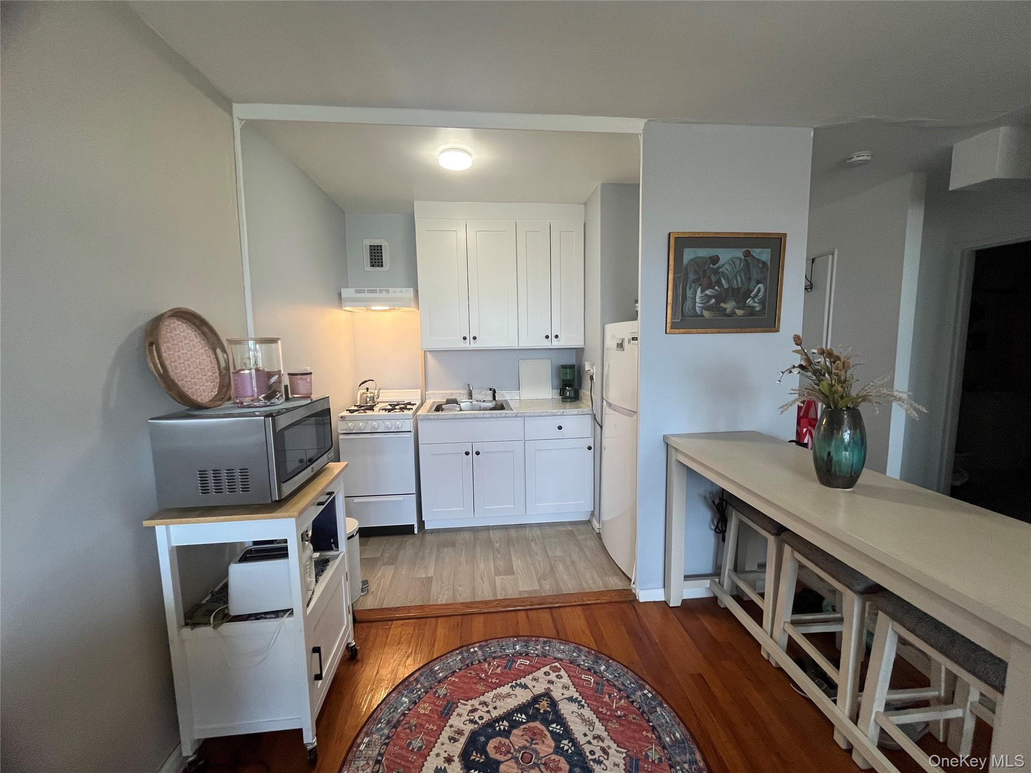 52 Yonkers Terrace 7k Property Photo 4