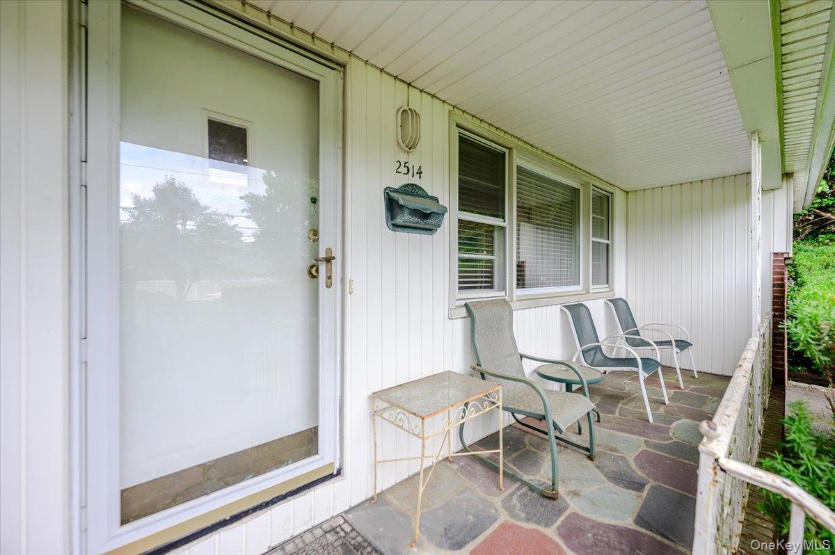 2514 Lindenmere Drive Property Photo 2