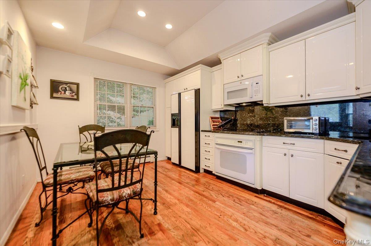 2514 Lindenmere Drive Property Photo 10