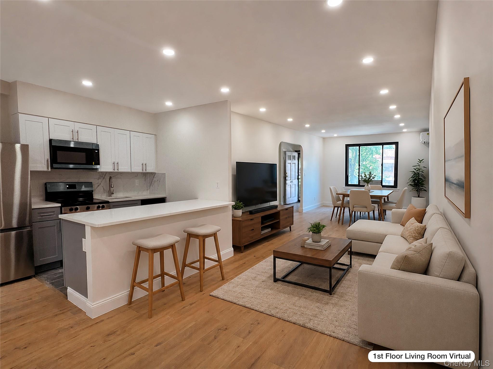 2942 Lurting Avenue Property Photo 1