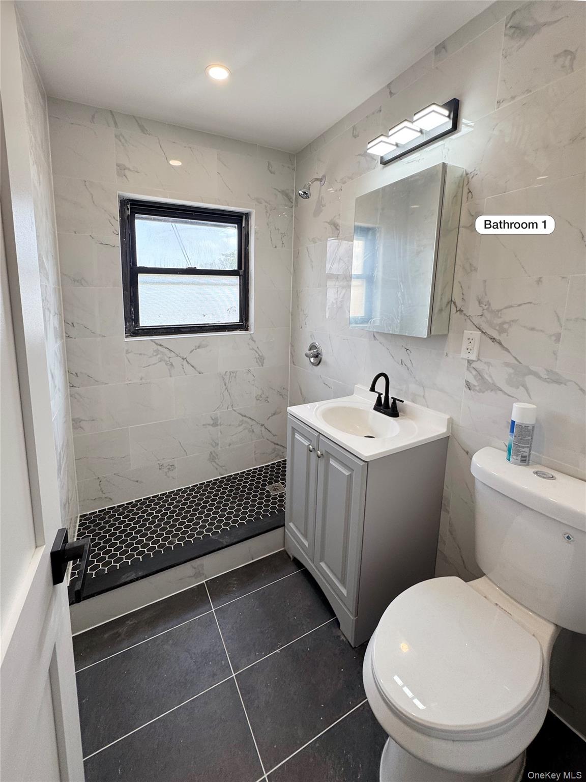 2942 Lurting Avenue Property Photo 11
