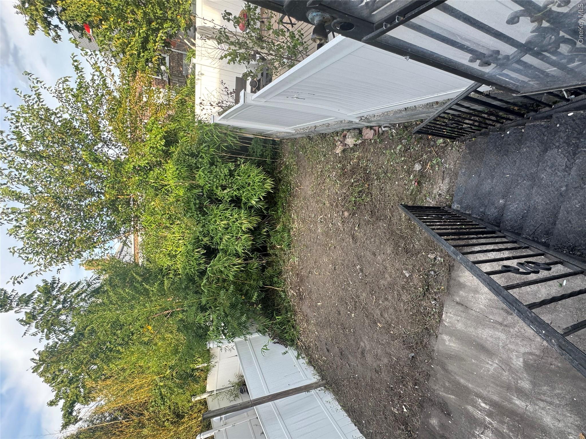 2942 Lurting Avenue Property Photo 19