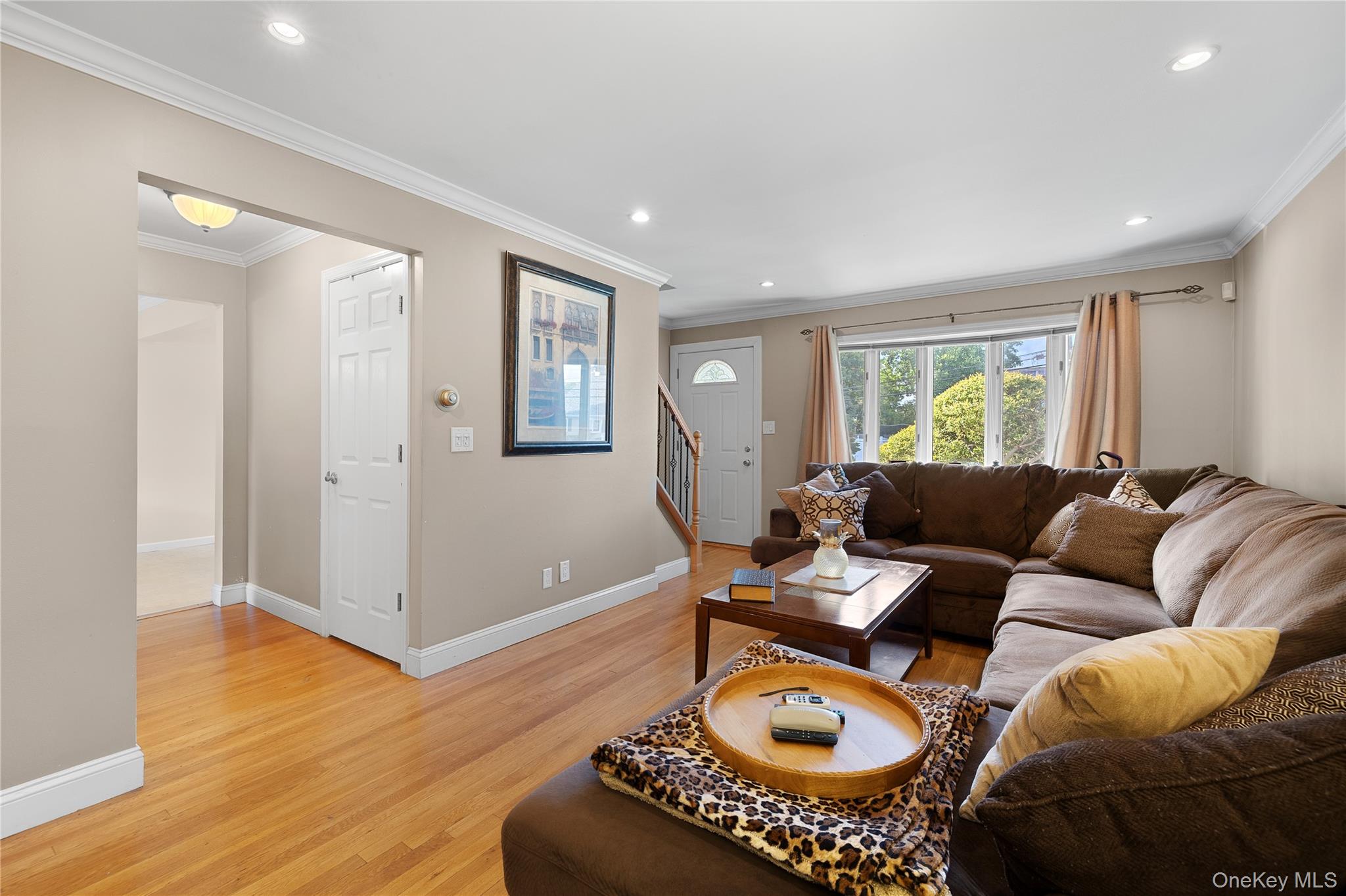 320 Aster Road Property Photo 8
