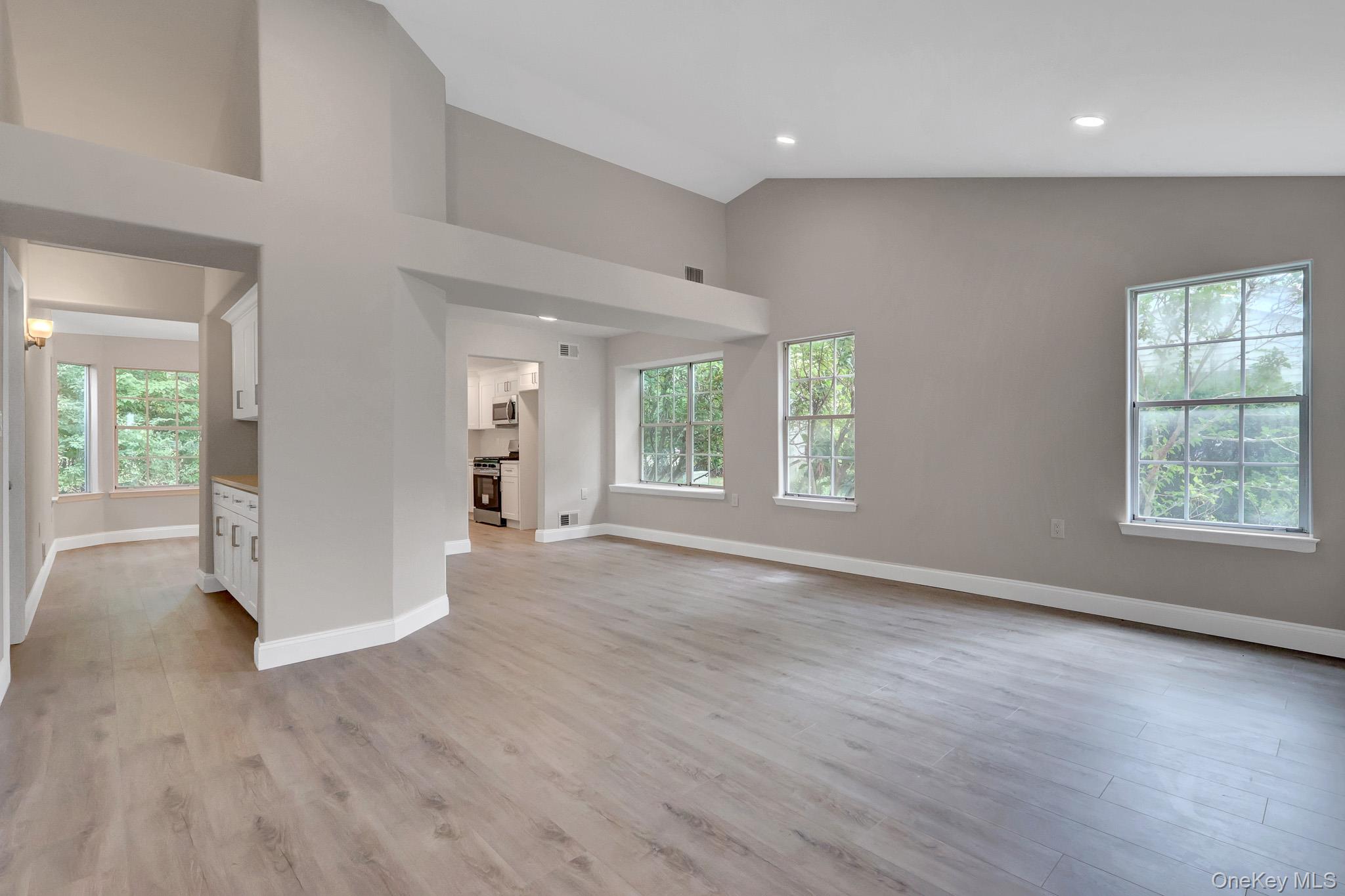 29 Glen Drive Property Photo 5