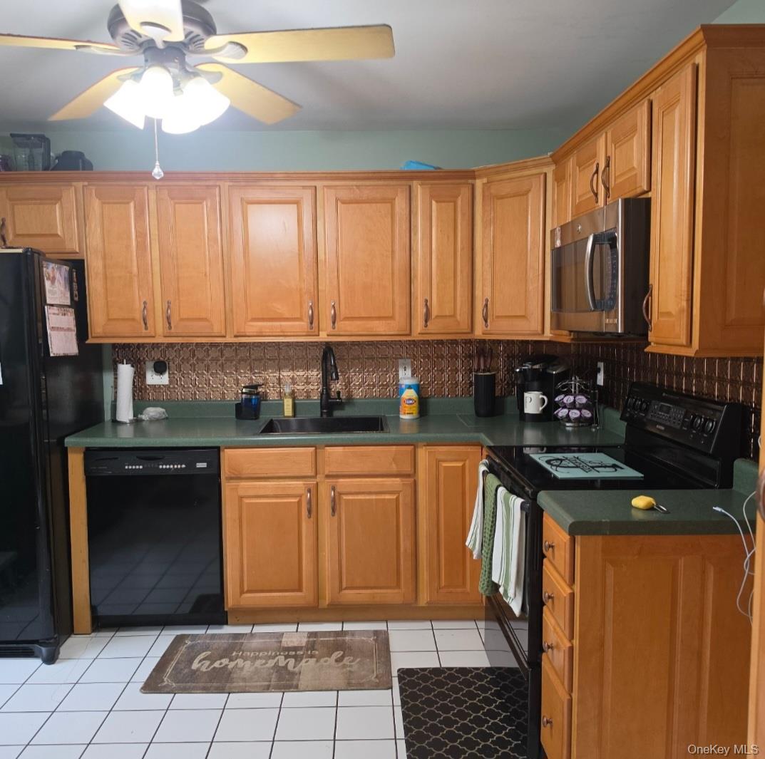 310 Cornwall Meadows Lane Property Photo 6