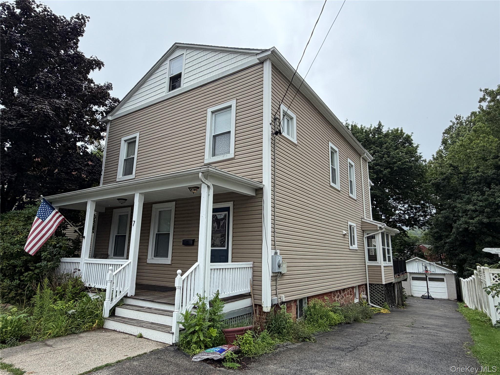7 Broadway Property Photo 1