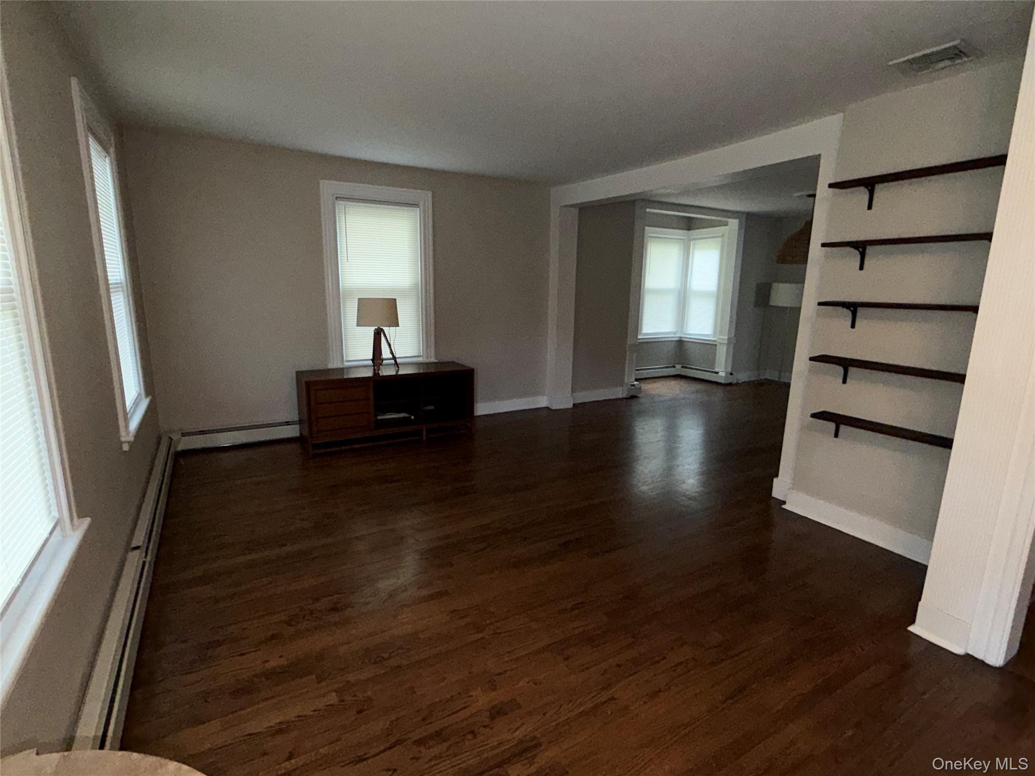7 Broadway Property Photo 4