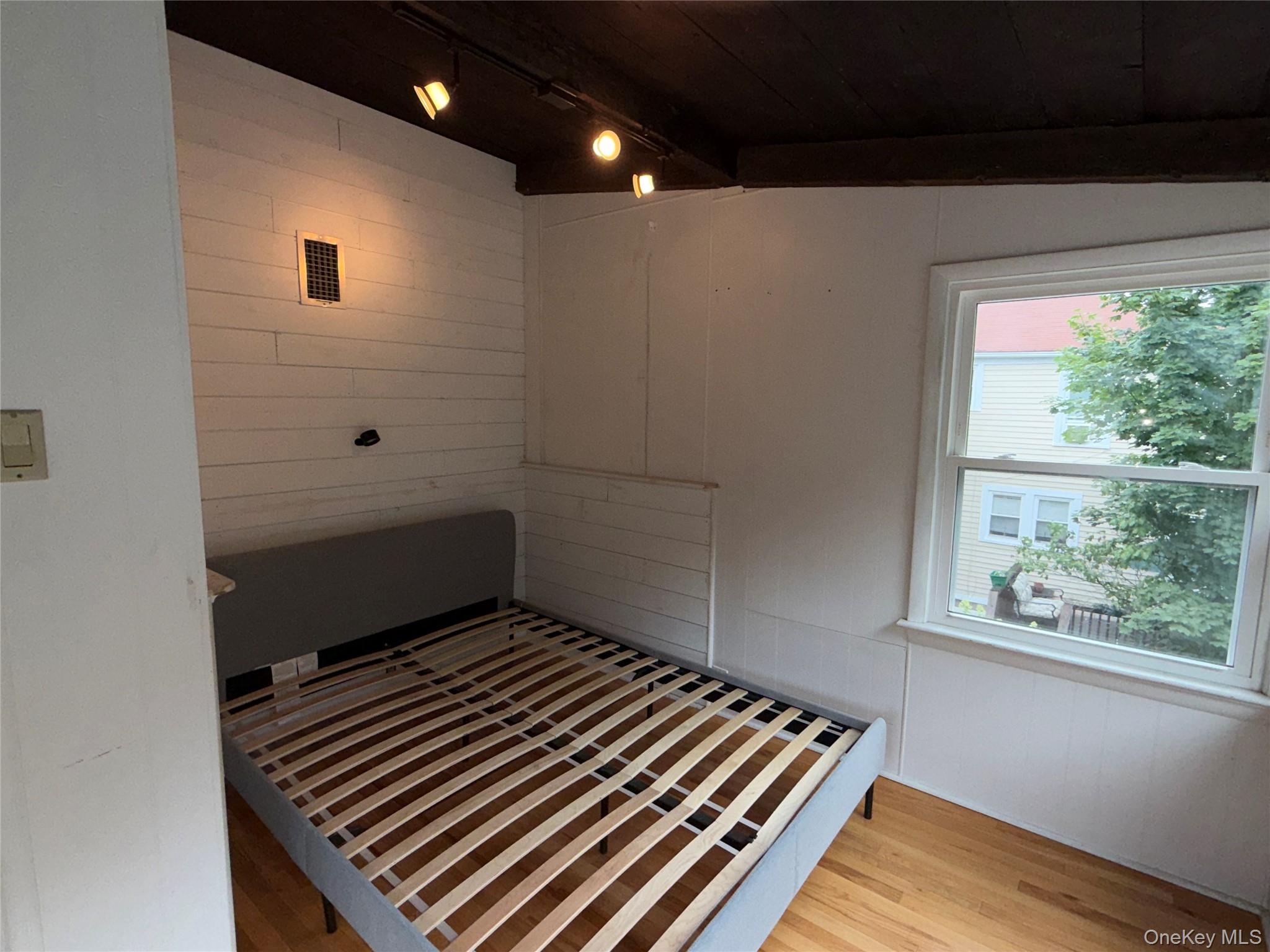 7 Broadway Property Photo 22