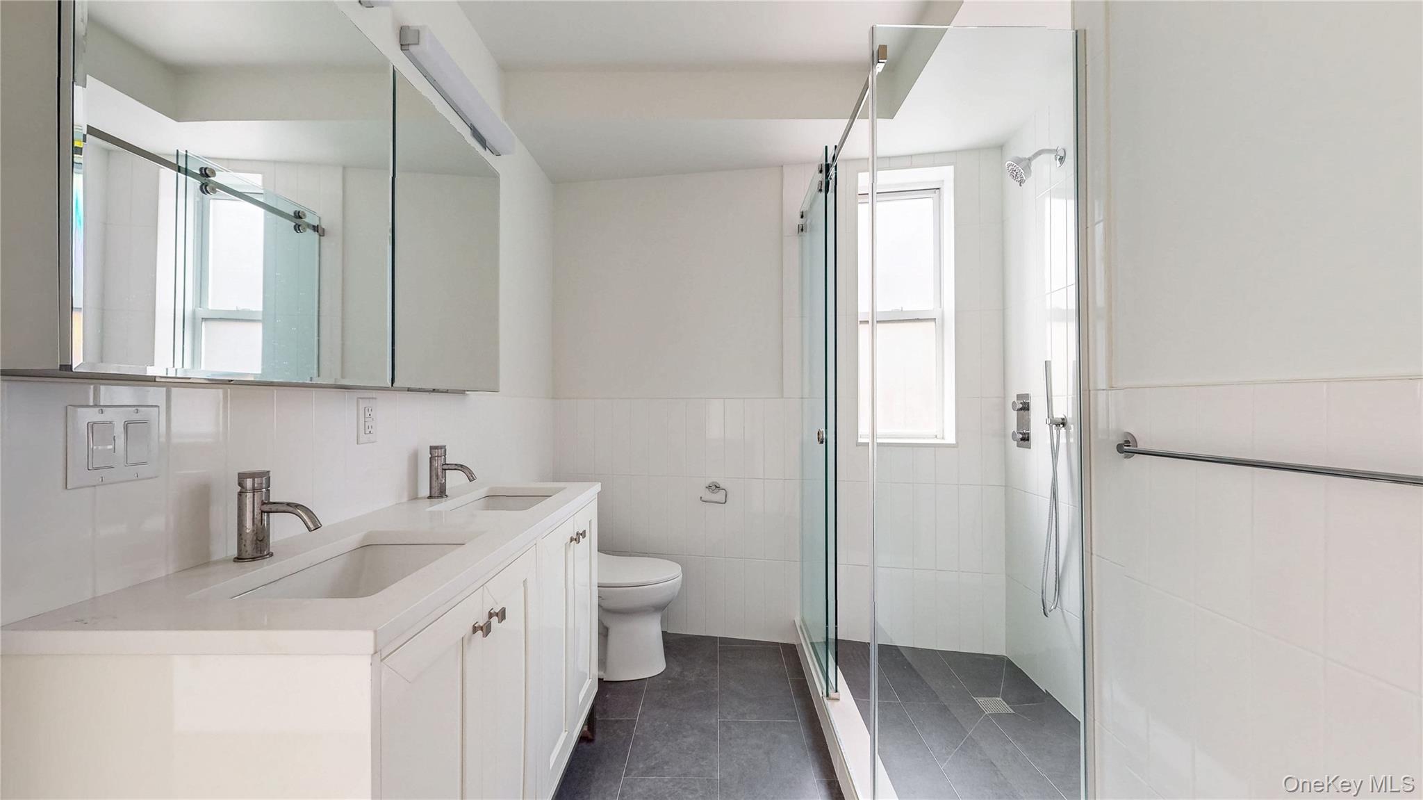 14809 Northern Boulevard 5j Property Photo 17