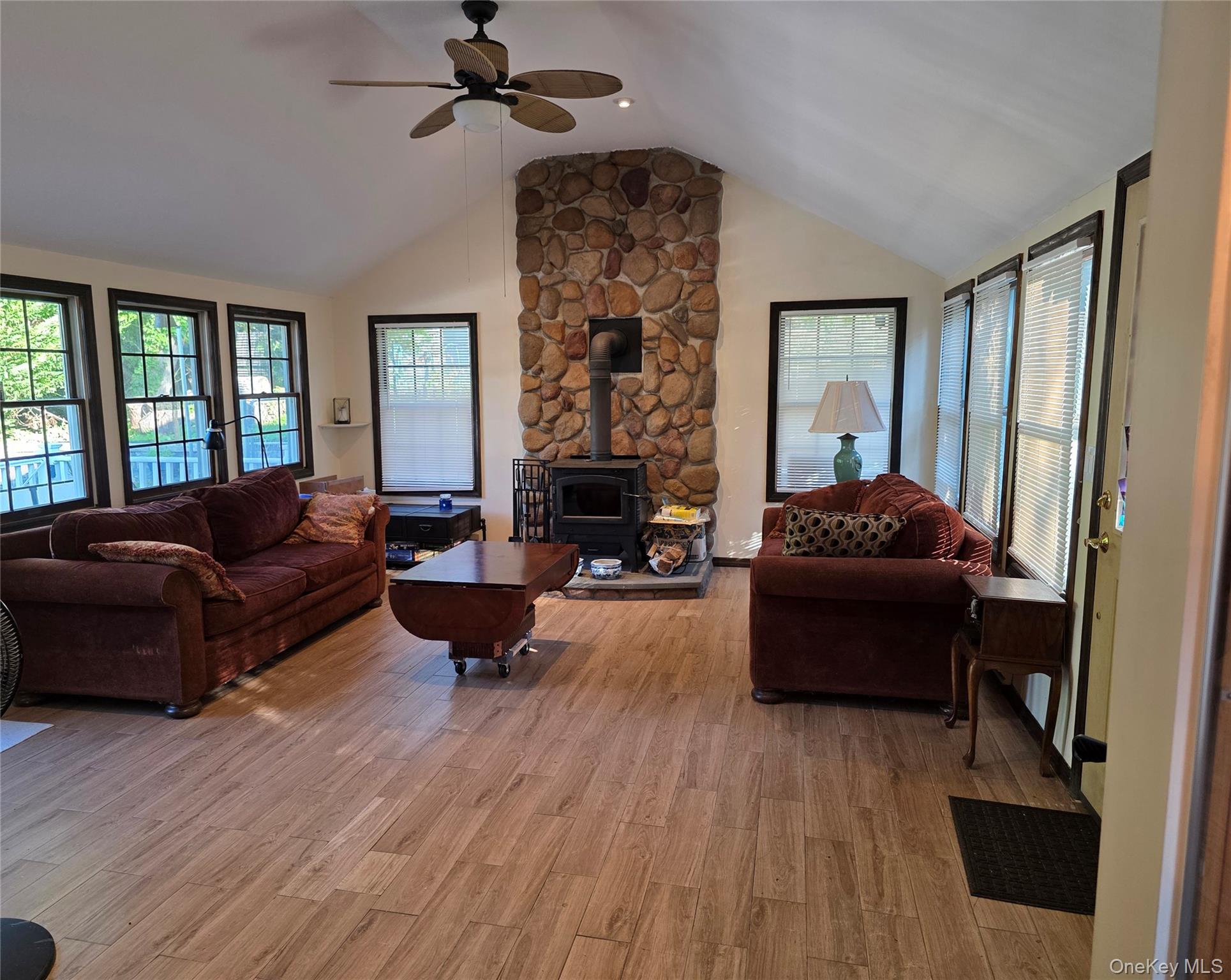 51 Aloma Road Property Photo 3