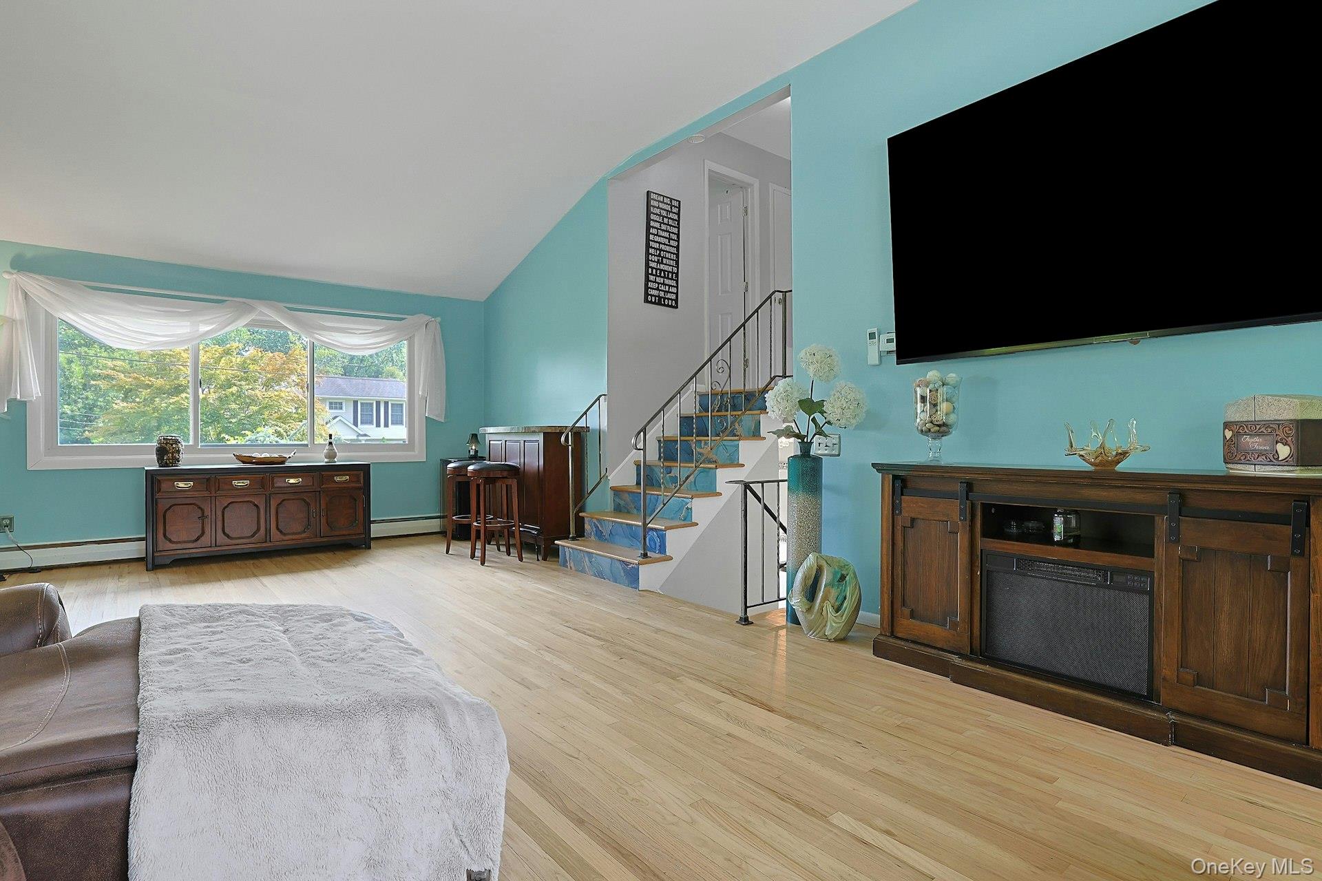 60 East Road Property Photo 38