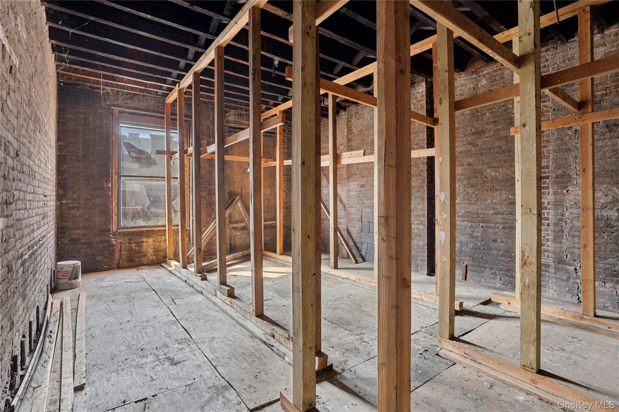 188 Lenox Avenue Property Photo 13