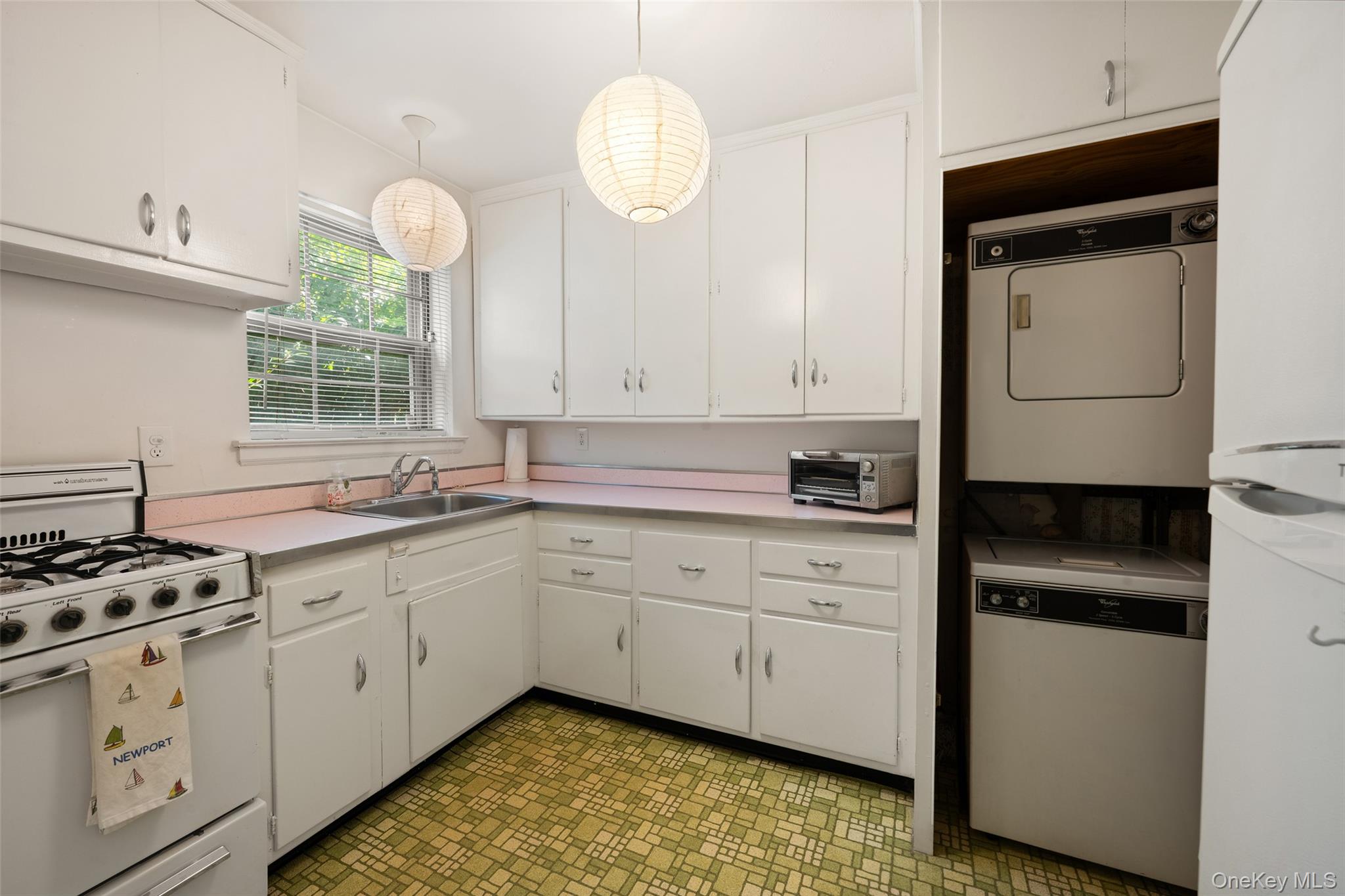20 Lake Avenue 20 Property Photo 9
