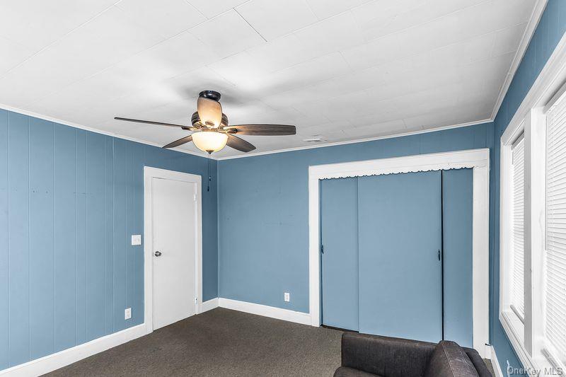 548 E Broadway Property Photo 16