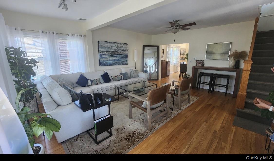 548 E Broadway Property Photo 20