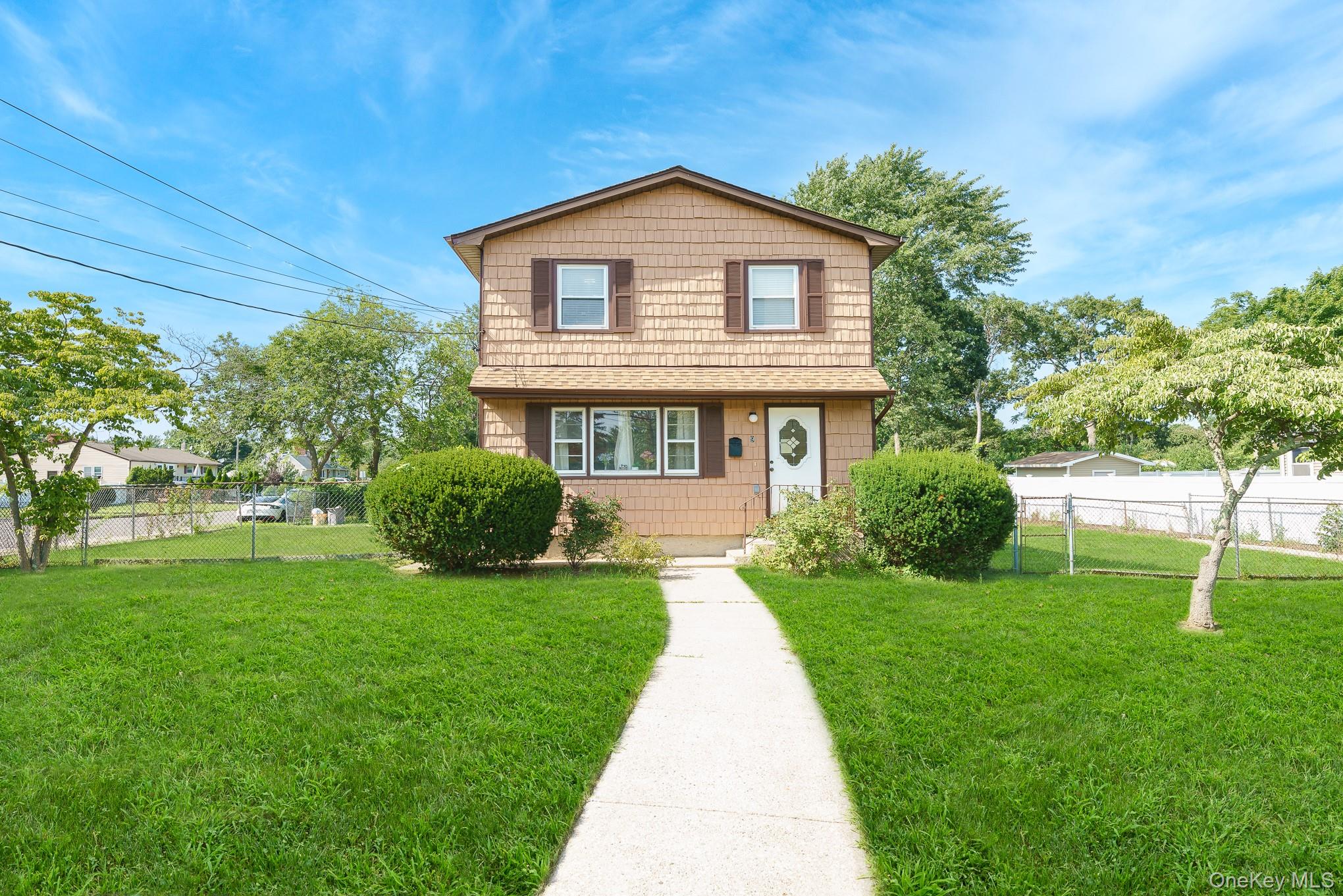 9 Van Cedar Street Property Photo 1