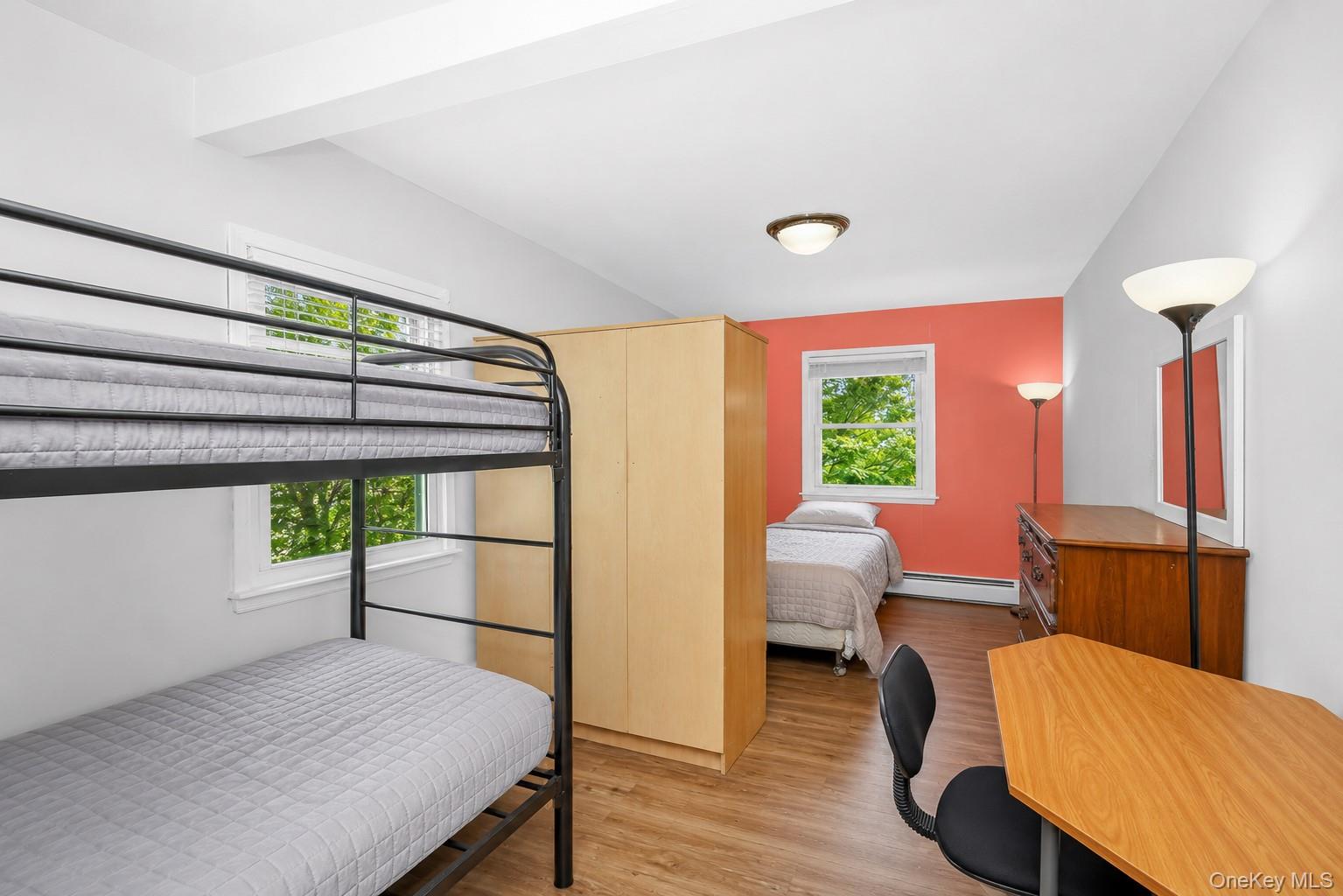 9 Van Cedar Street Property Photo 15