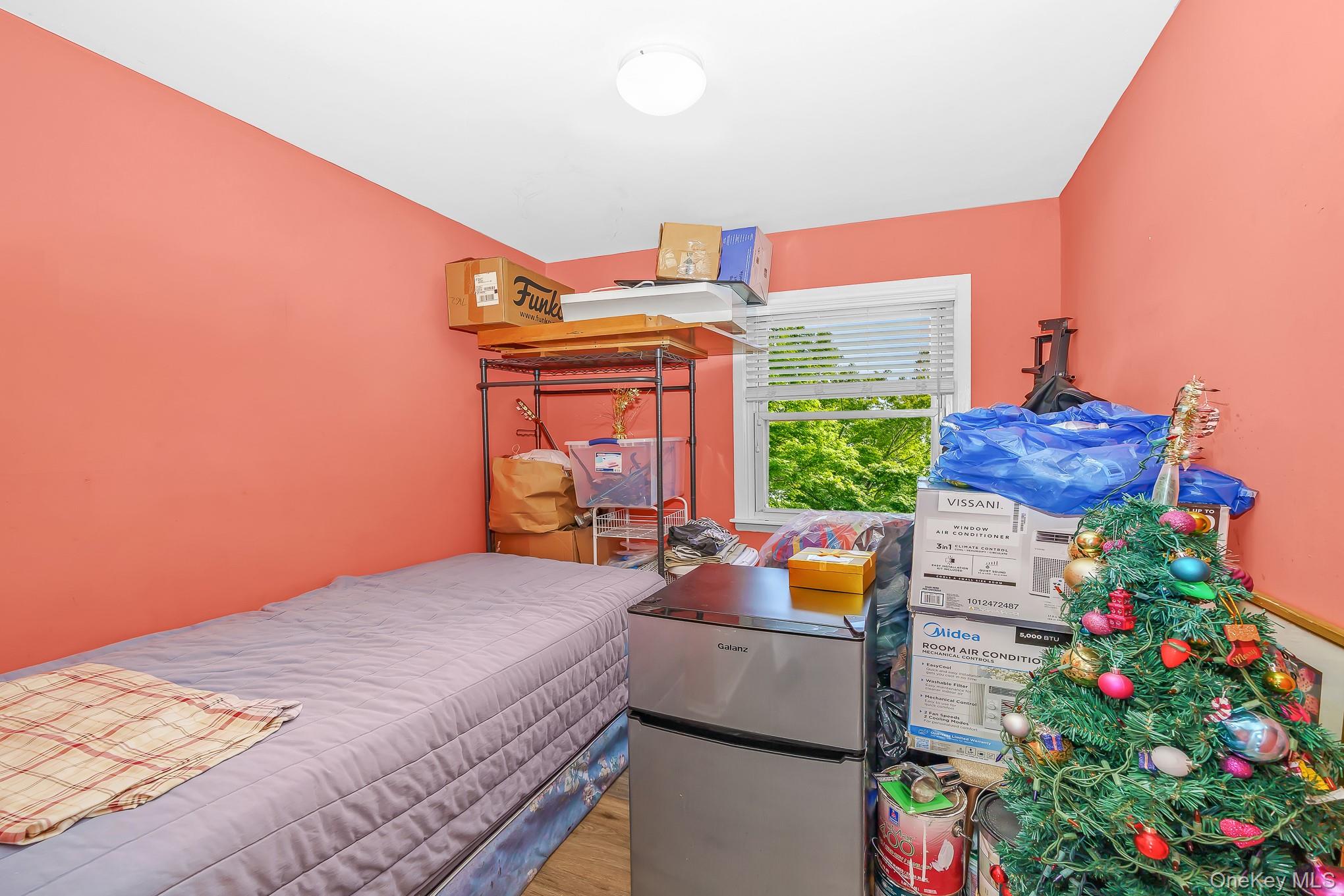 9 Van Cedar Street Property Photo 21