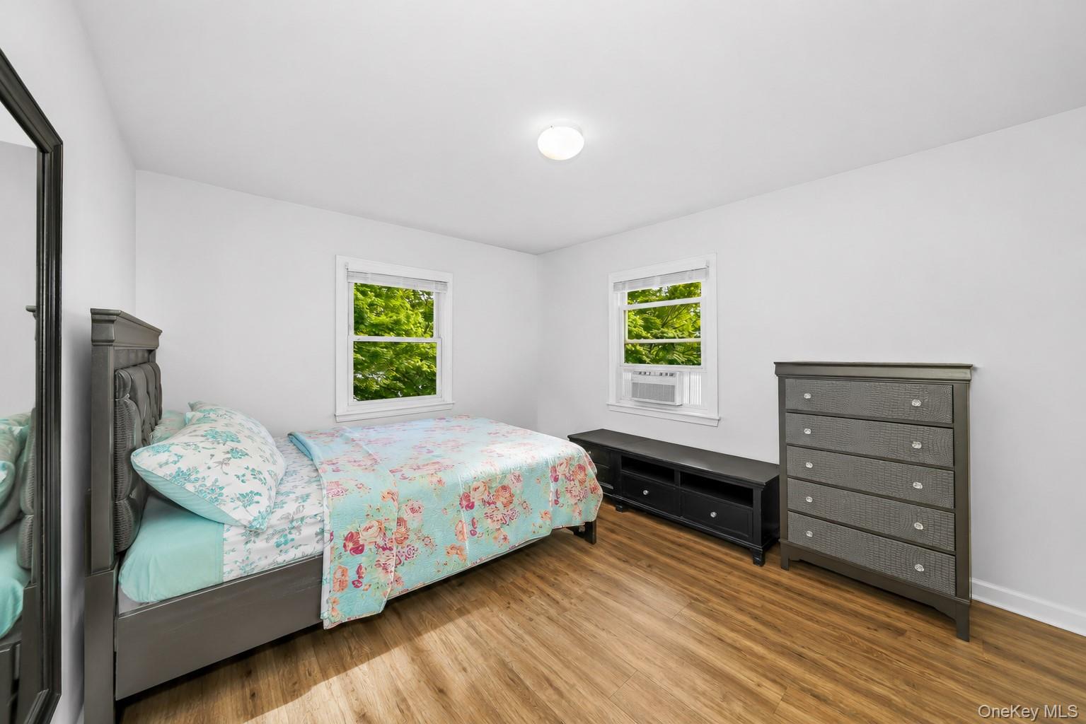 9 Van Cedar Street Property Photo 22